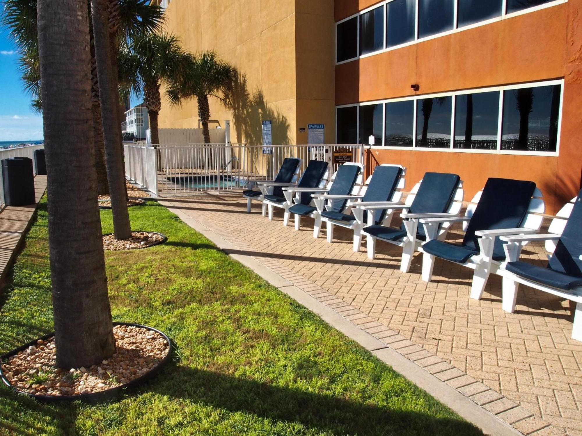 Tropic Winds 1605 Holiday home *