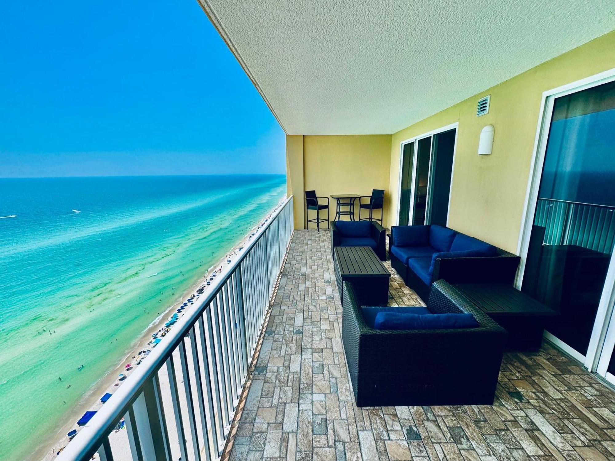 Holiday home Tropic Winds 2302