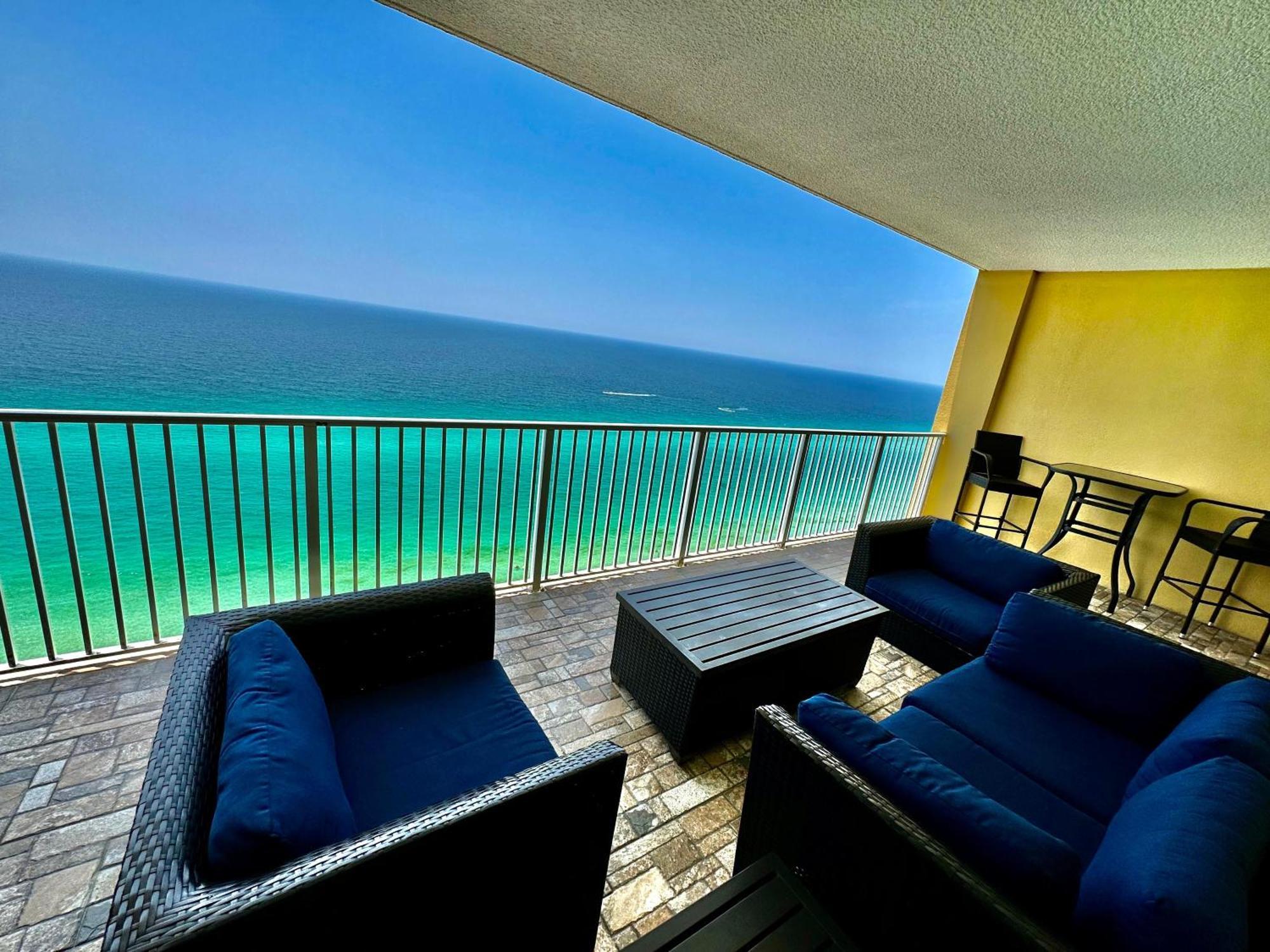 Tropic Winds 2302 Holiday home