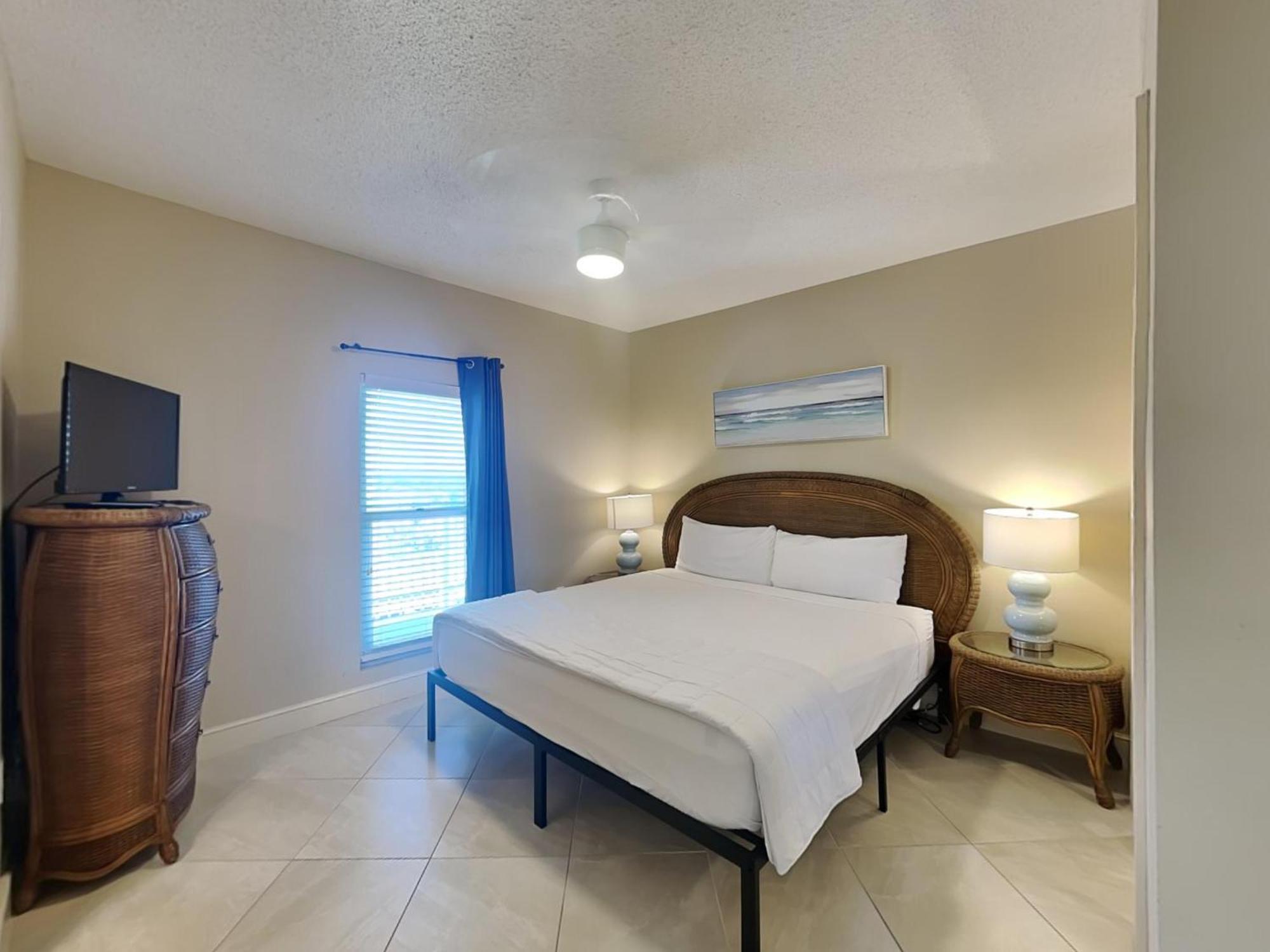 Majestic Towers I 1311 Apartment