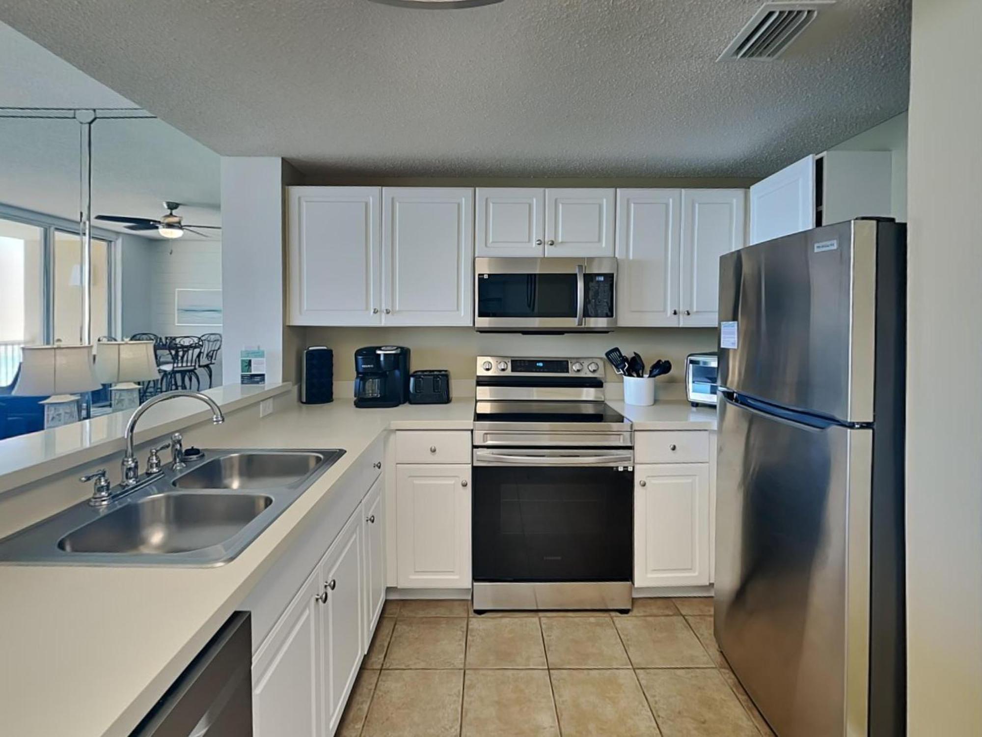 Majestic Towers I 1311 Apartment *