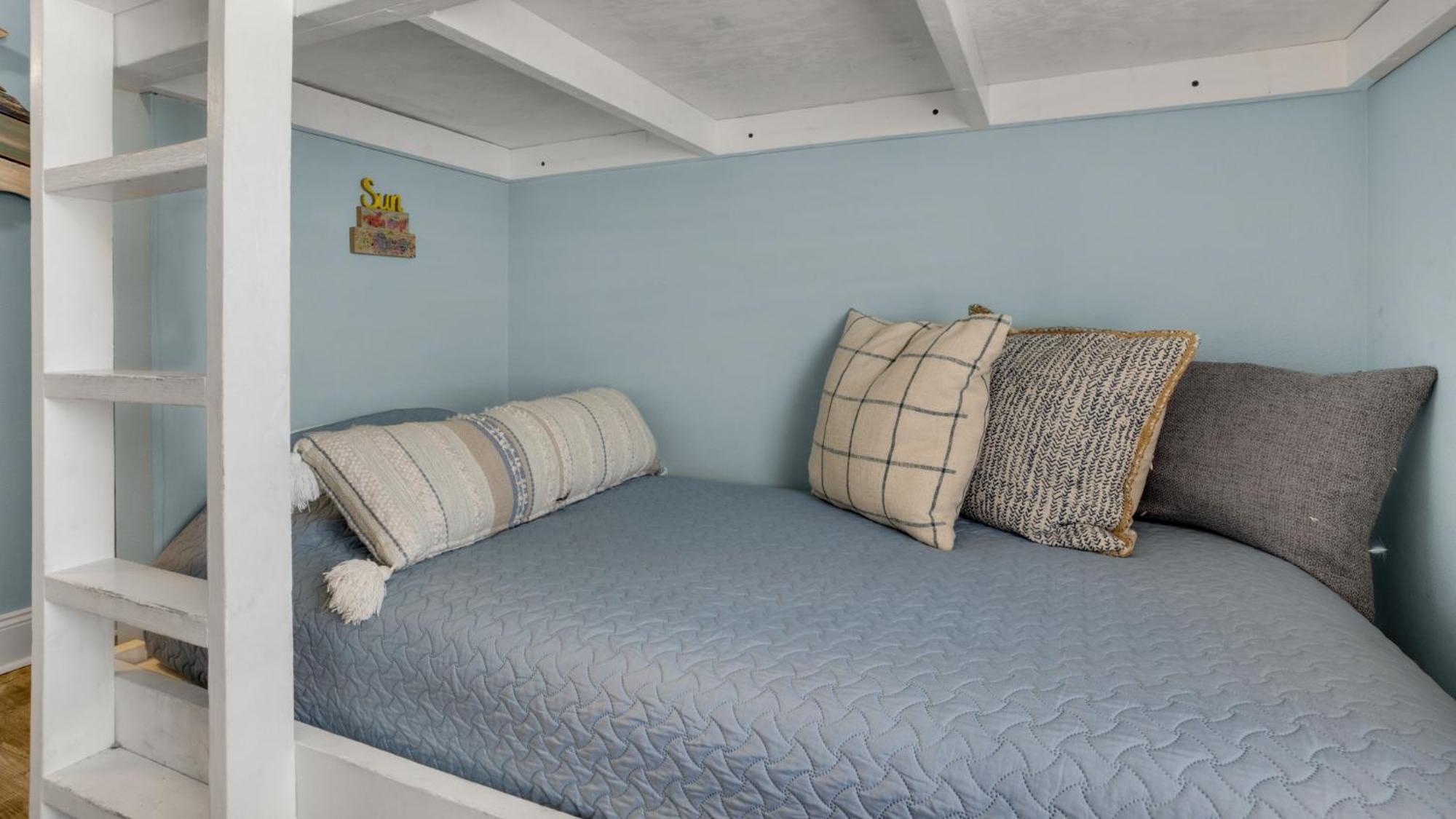 Next To The 10th Floor Pool - Laketown Wharf 1031- 2 Bd Bunks, 2ba, And Amazing Amenities! * Panama City Beach