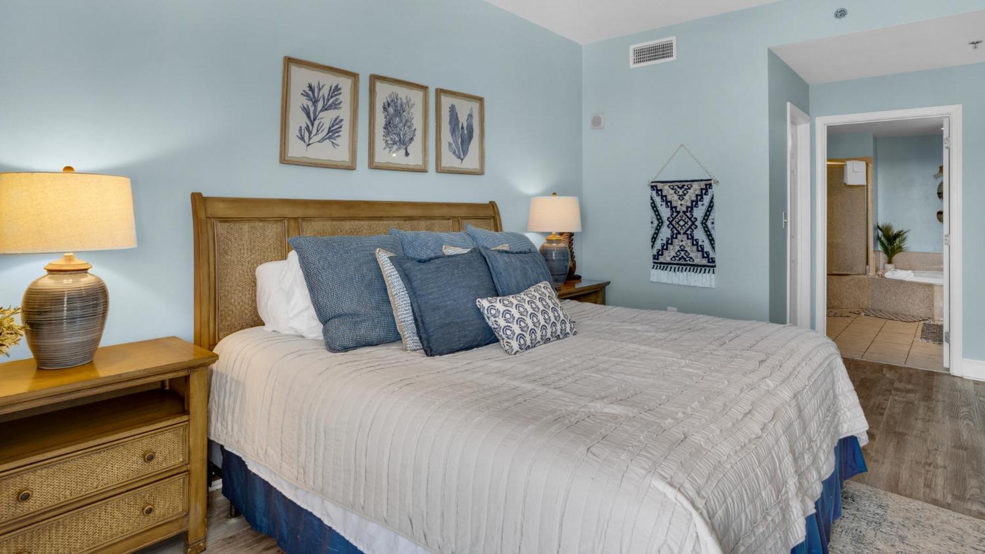 Next To The 10th Floor Pool - Laketown Wharf 1031- 2 Bd Bunks, 2ba, And Amazing Amenities!