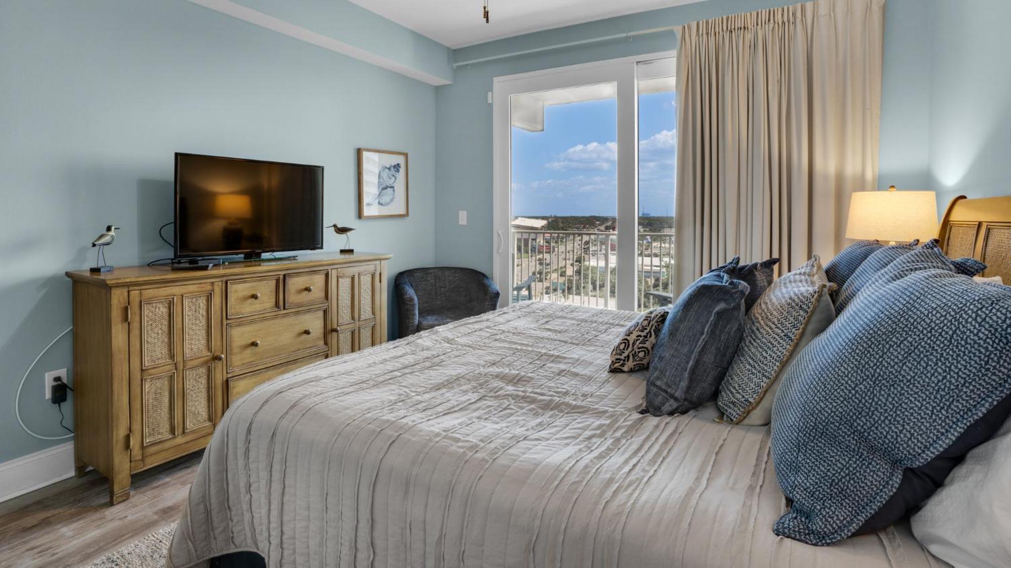 Next To The 10th Floor Pool - Laketown Wharf 1031- 2 Bd Bunks, 2ba, And Amazing Amenities! Holiday home Panama City Beach