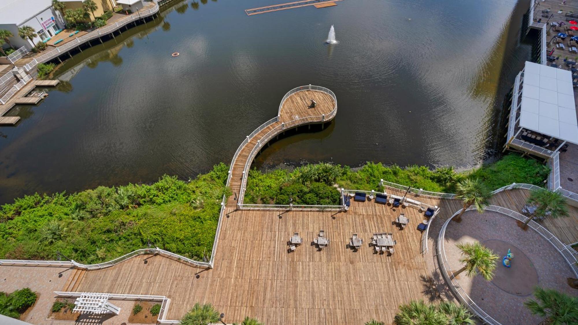 Next To The 10th Floor Pool - Laketown Wharf 1031- 2 Bd Bunks, 2ba, And Amazing Amenities! *