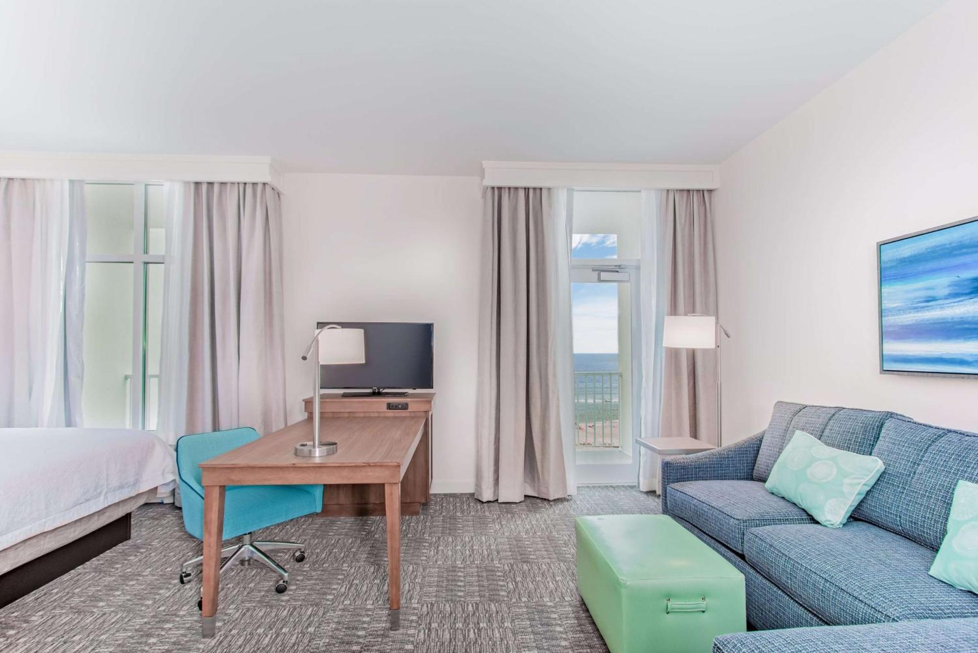 Hampton & Panama Beach-beachfront Hotel 3*