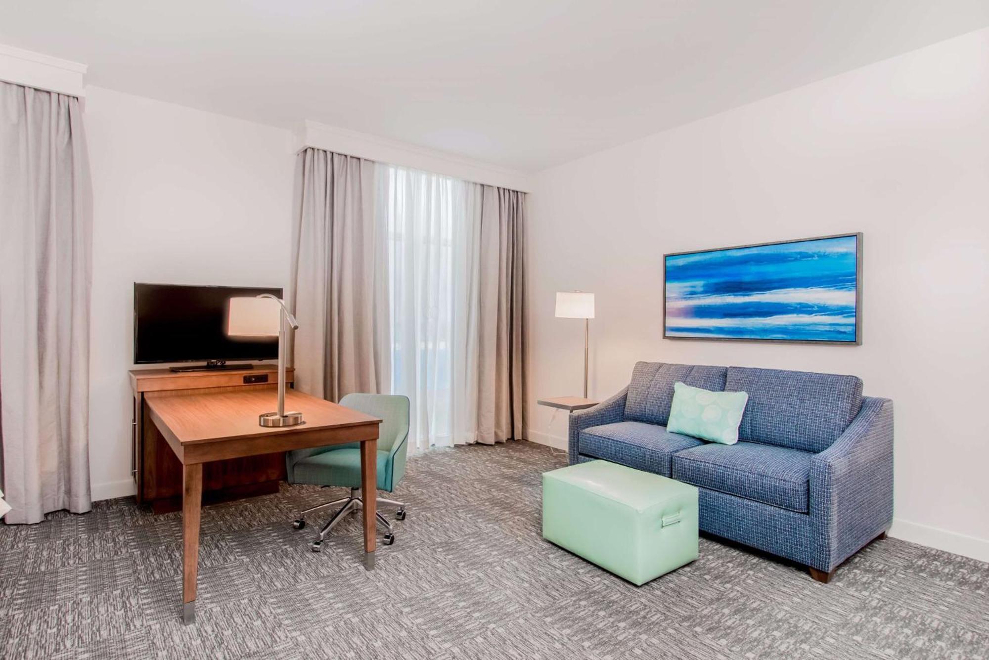Hampton & Panama Beach-beachfront Hotel Panama City Beach