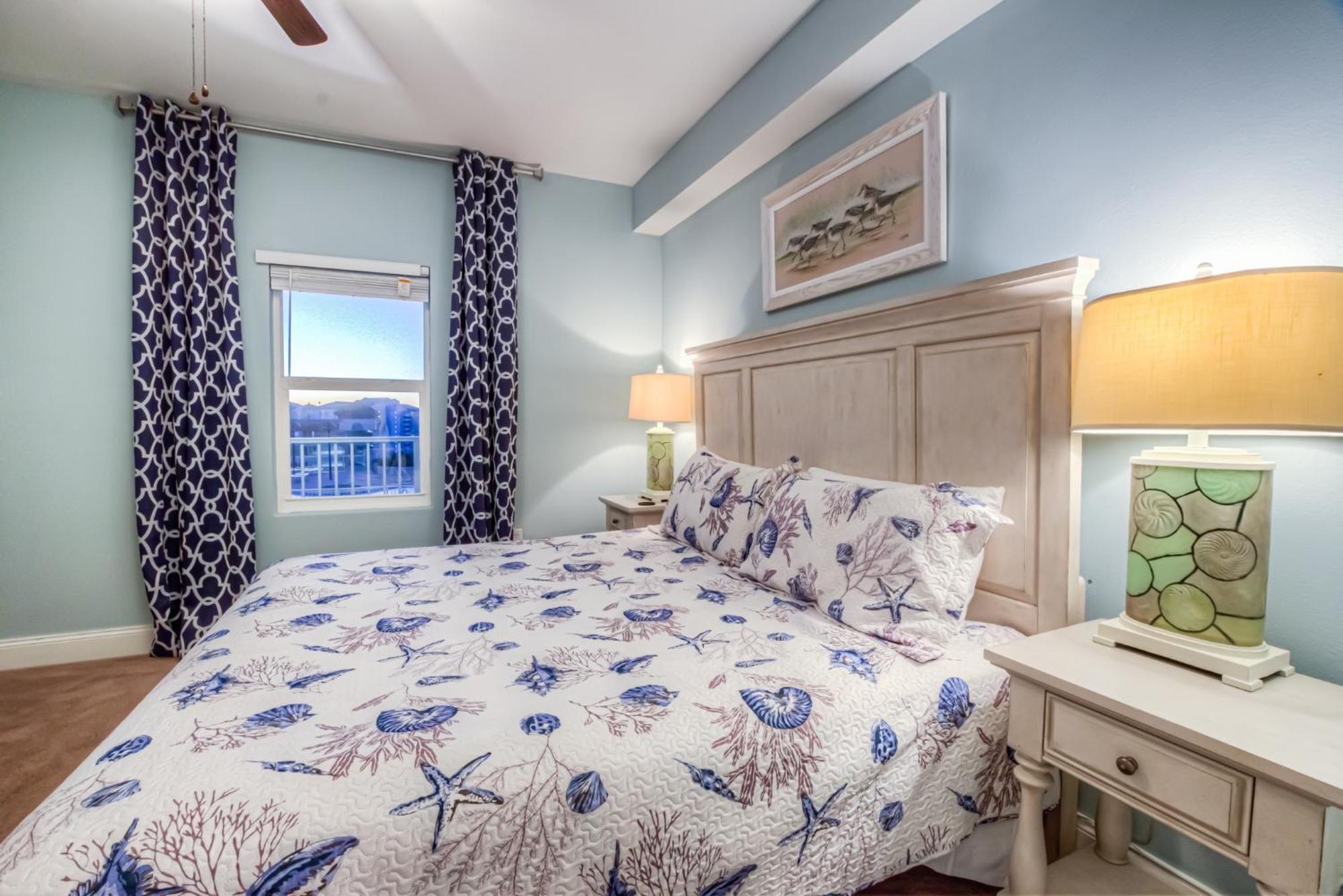Beautiful 3 Bd Laketown Wharf 1133- Amenities! Holiday home *