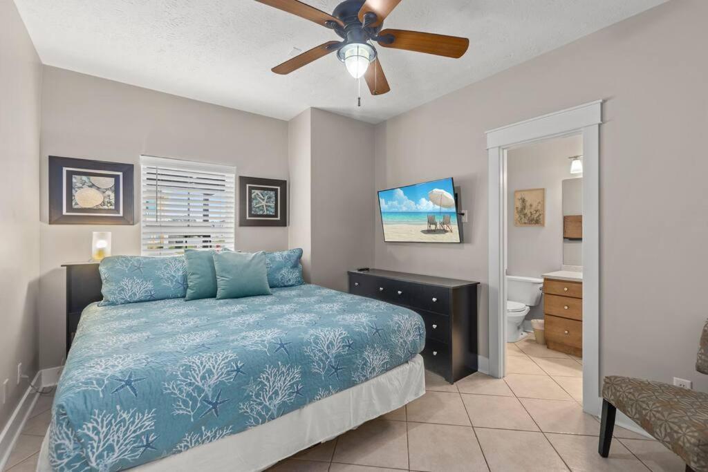 Holiday home Seas The Day: Luxury With Private Pool And Complimentary Amenities *