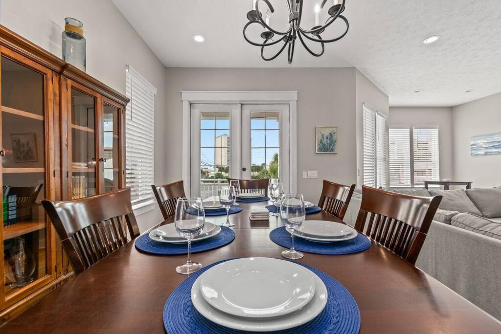 Seas The Day: Luxury With Private Pool And Complimentary Amenities Panama City Beach