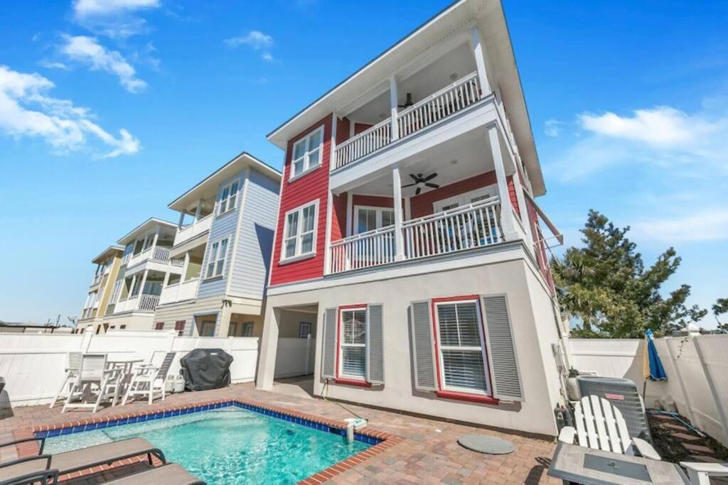 Holiday home Seas The Day: Luxury With Private Pool And Complimentary Amenities *