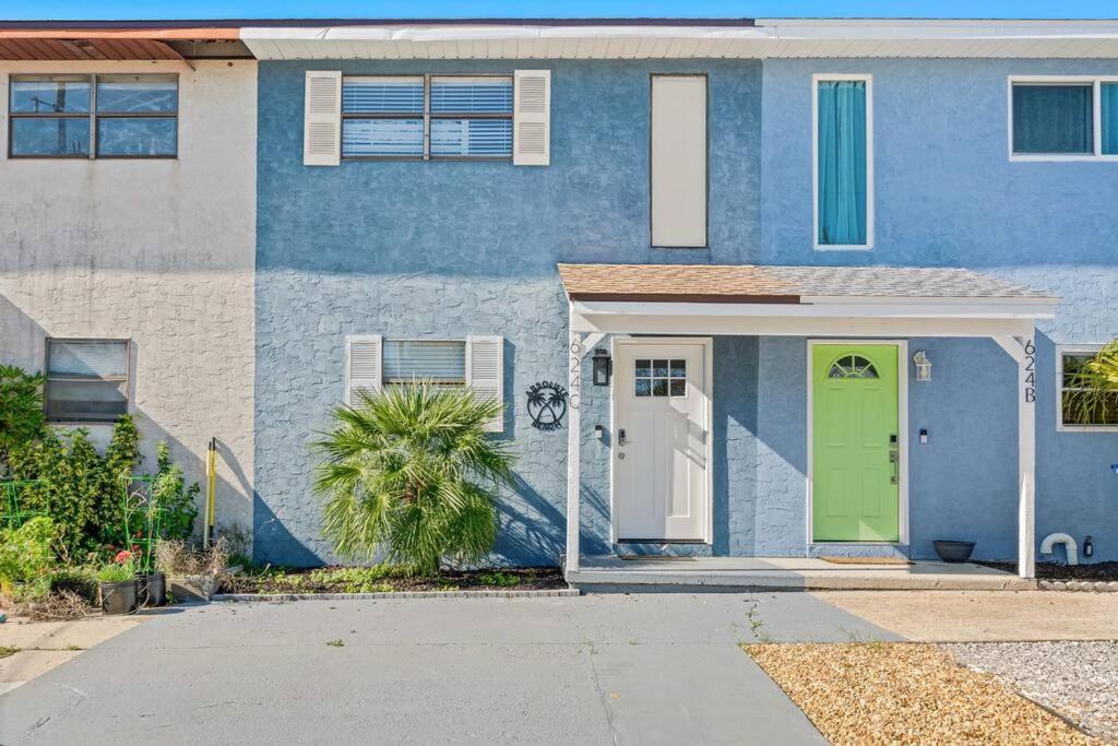 Absolute Beach - Seasonal Hot Tub, Bbq, 700 Feet To Beach, Central Pcb, Free Daily Activities, & More! Holiday home Panama City Beach