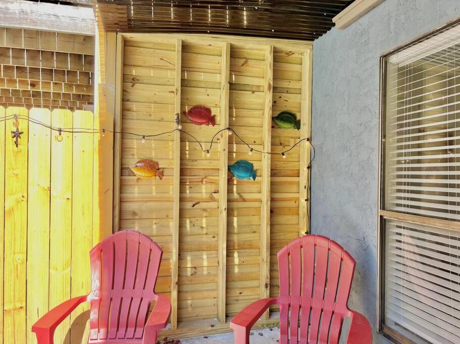 Absolute Beach - Seasonal Hot Tub, Bbq, 700 Feet To Beach, Central Pcb, Free Daily Activities, & More! Holiday home