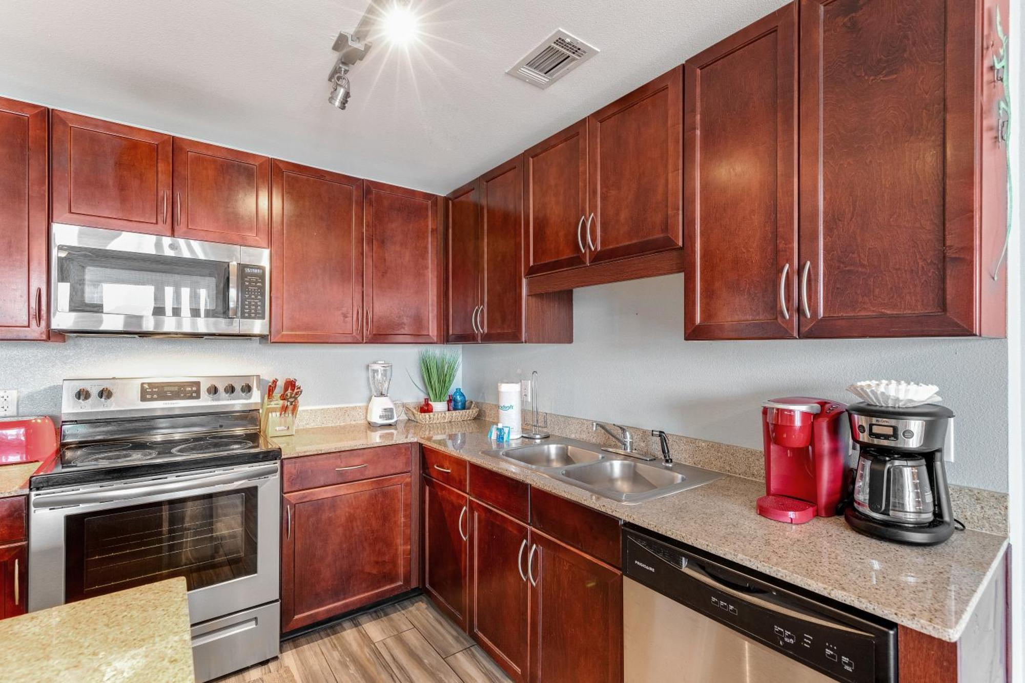 Laketown Wharf 335! 1 Bd, 2 Bathroom With Amazing Amenities Holiday home *
