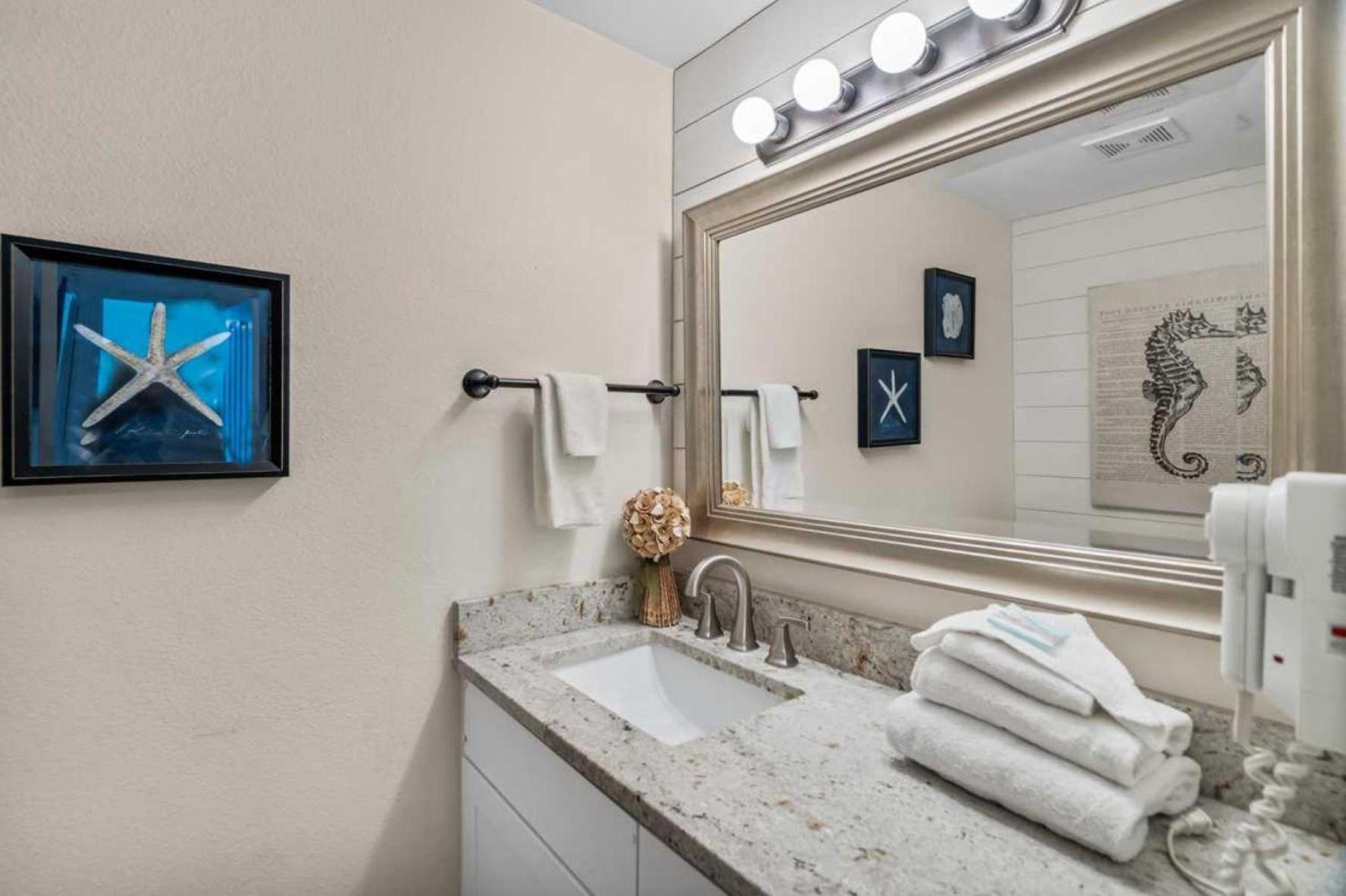 Apartment Shores Of Panama 3 Bedroom With Wrap-around Balcony! Panama City Beach