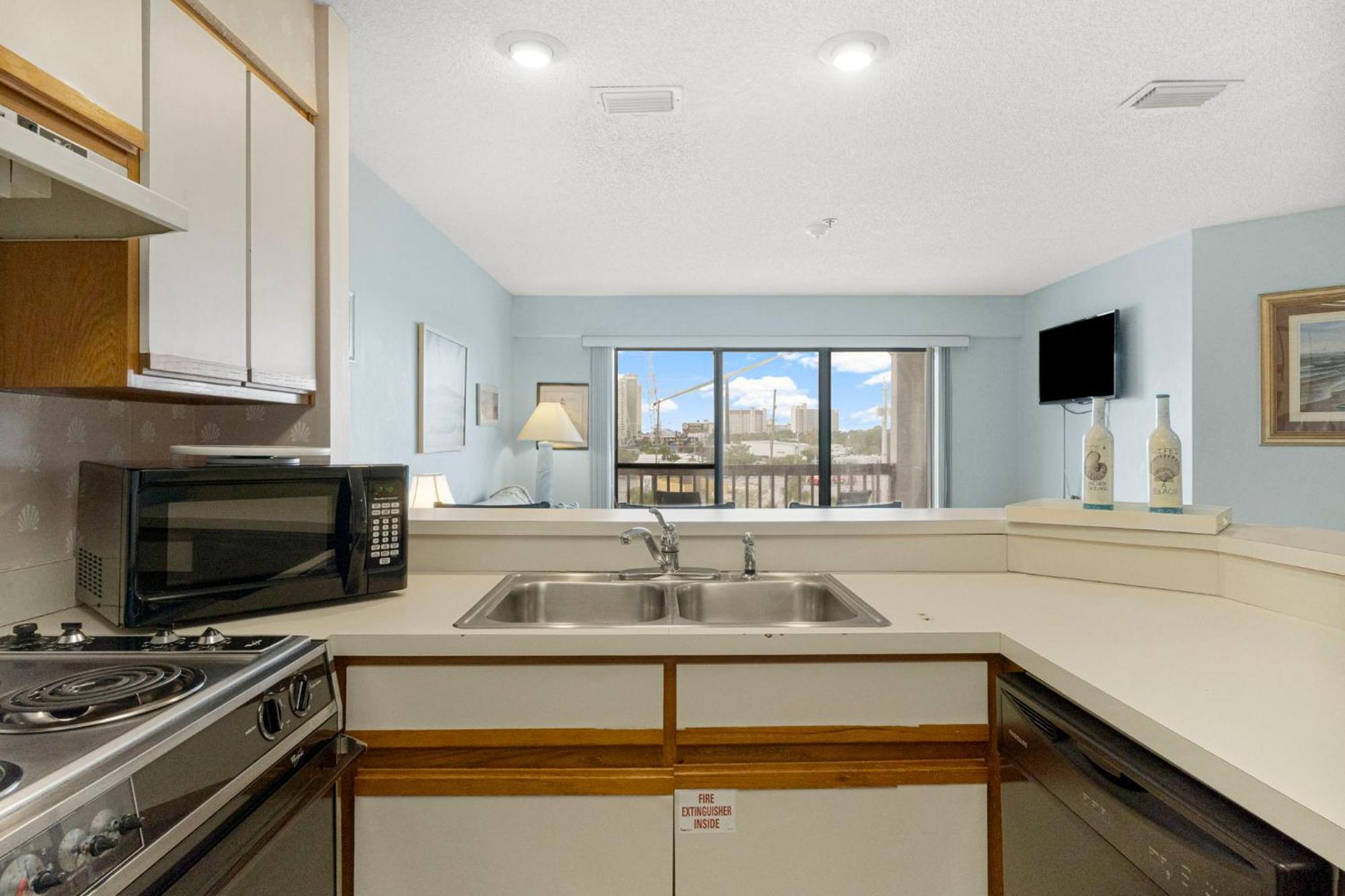 The At St Thomas Square 1305a Apartment *