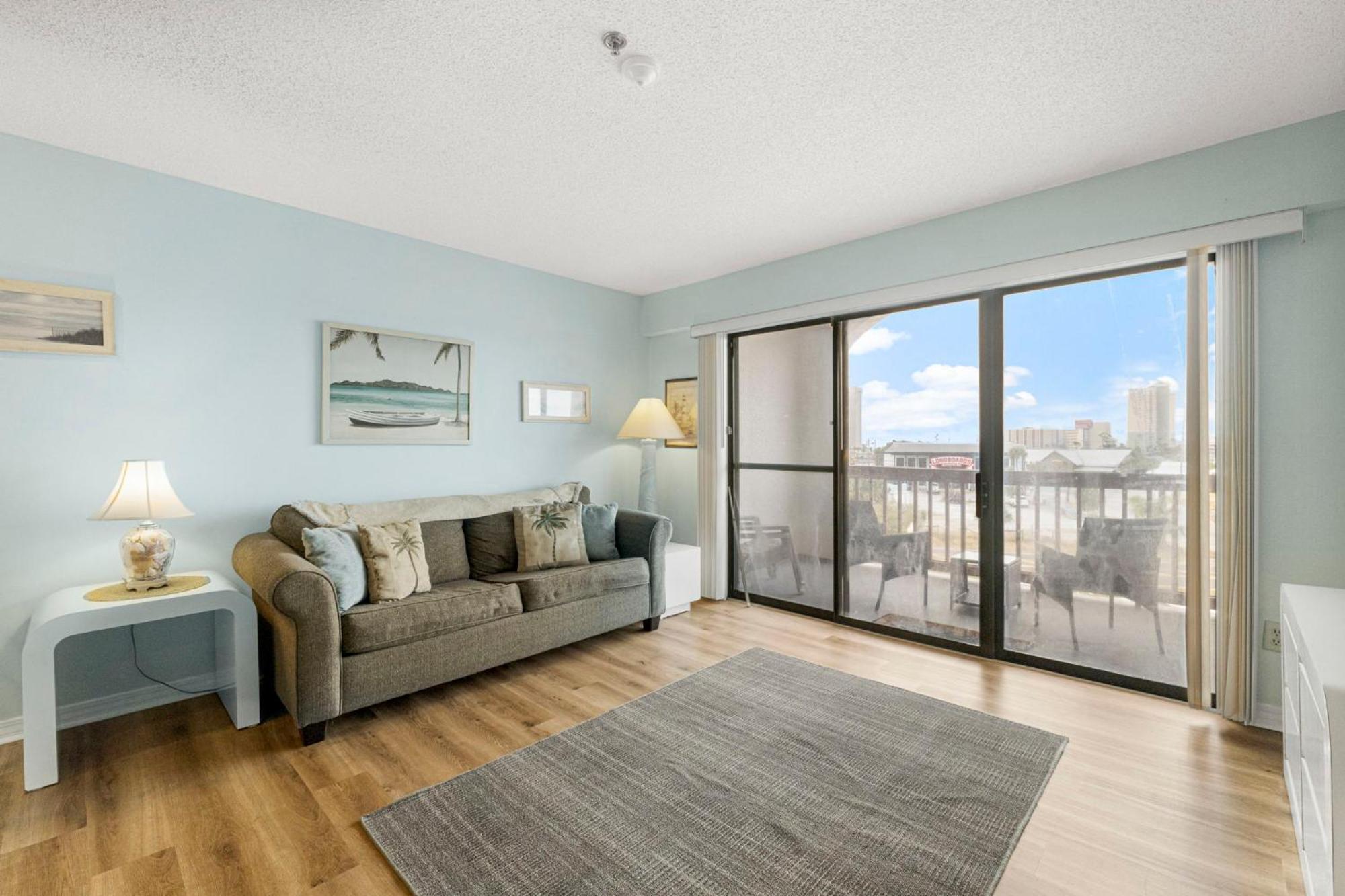 The At St Thomas Square 1305a * Panama City Beach