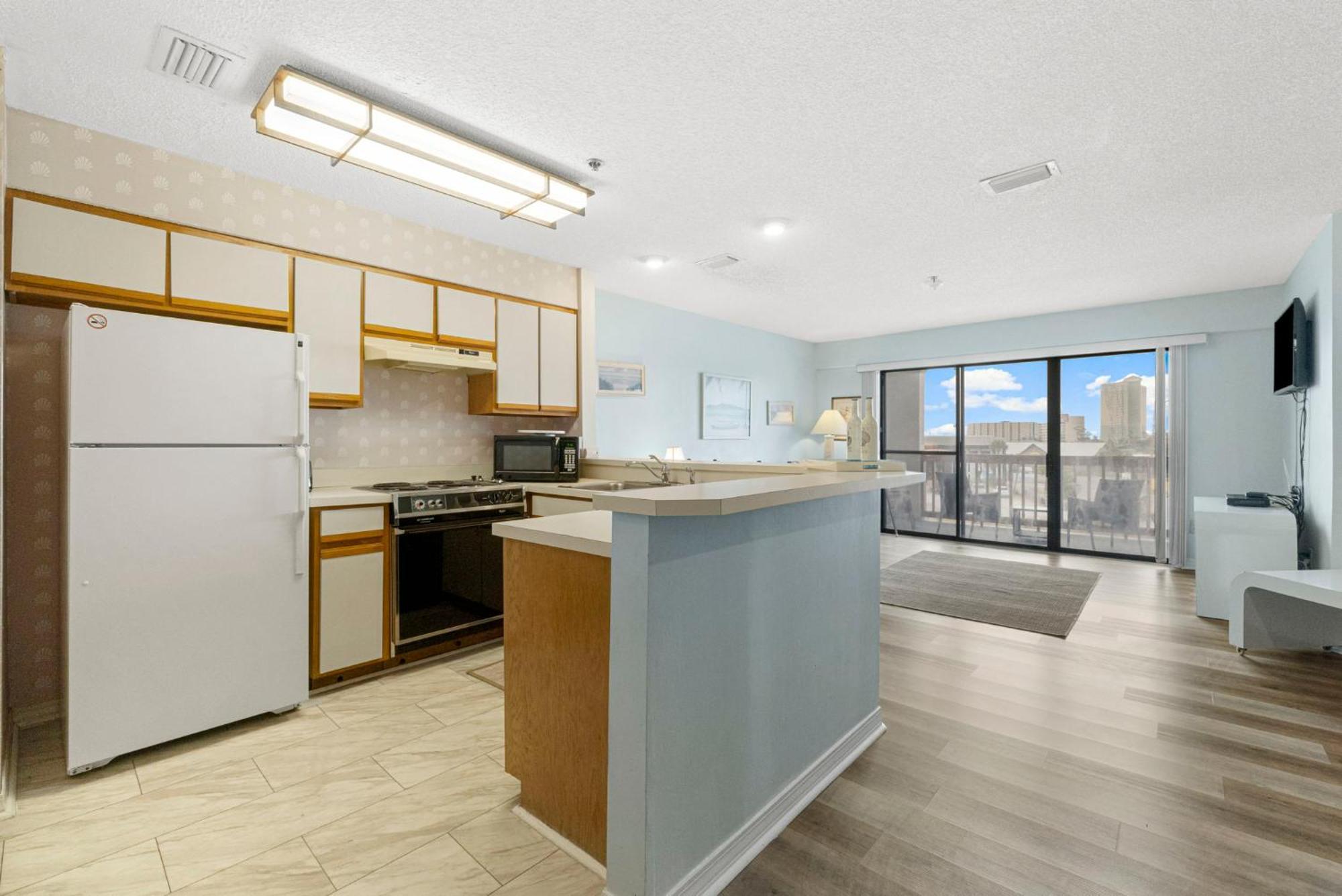 The At St Thomas Square 1305a Apartment