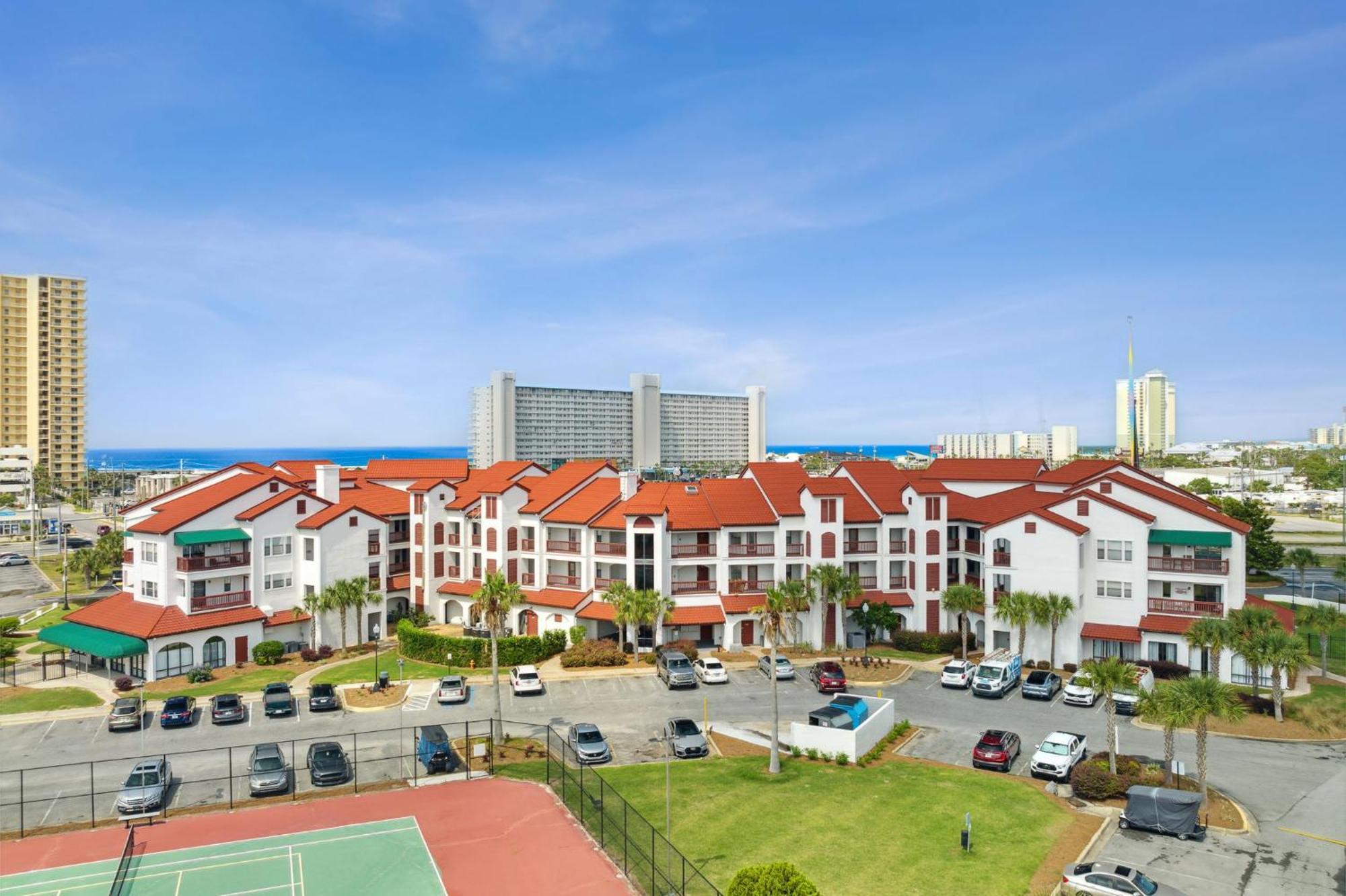 Apartment The At St Thomas Square 1305a
