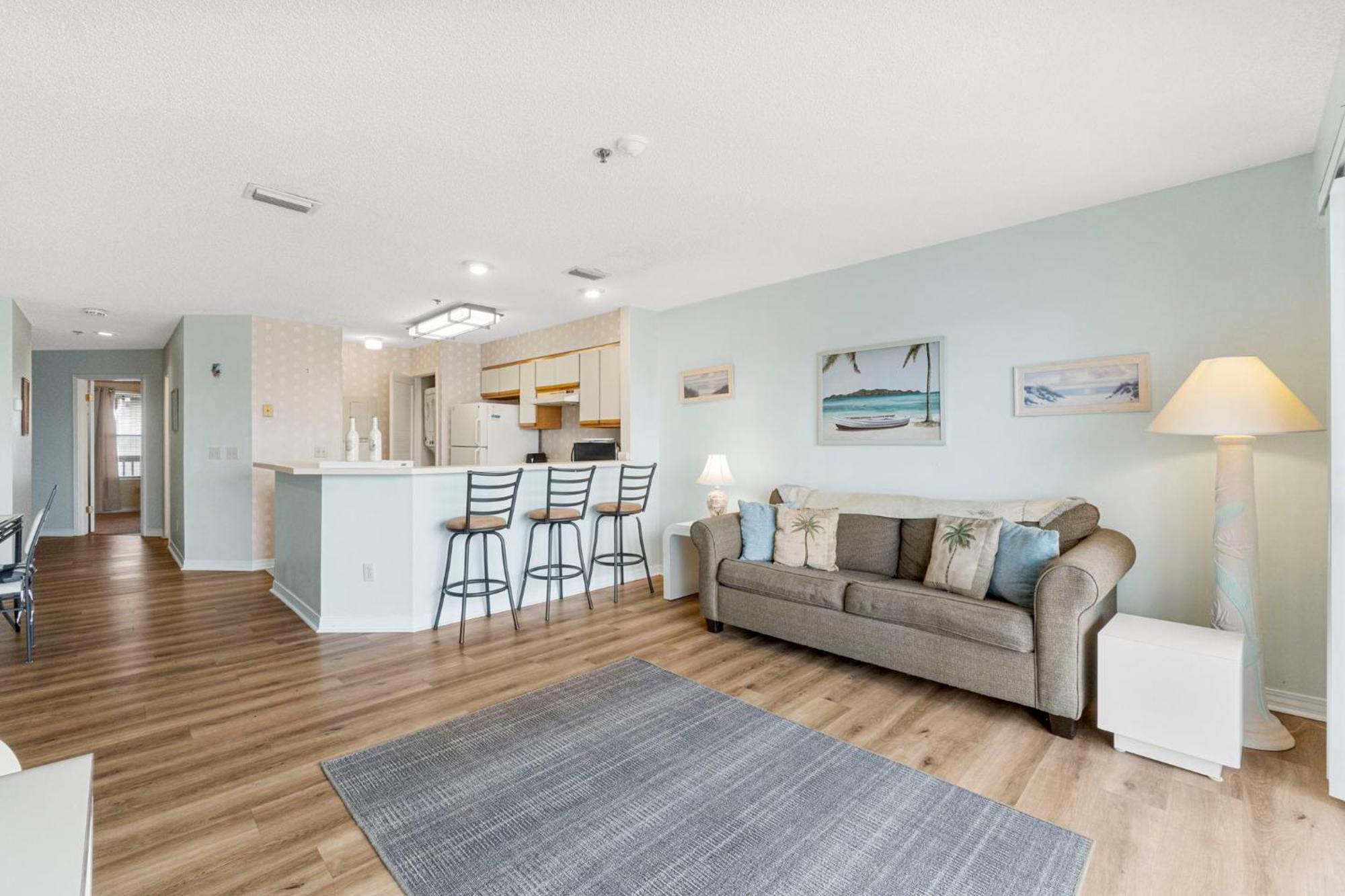 Apartment The At St Thomas Square 1305a *