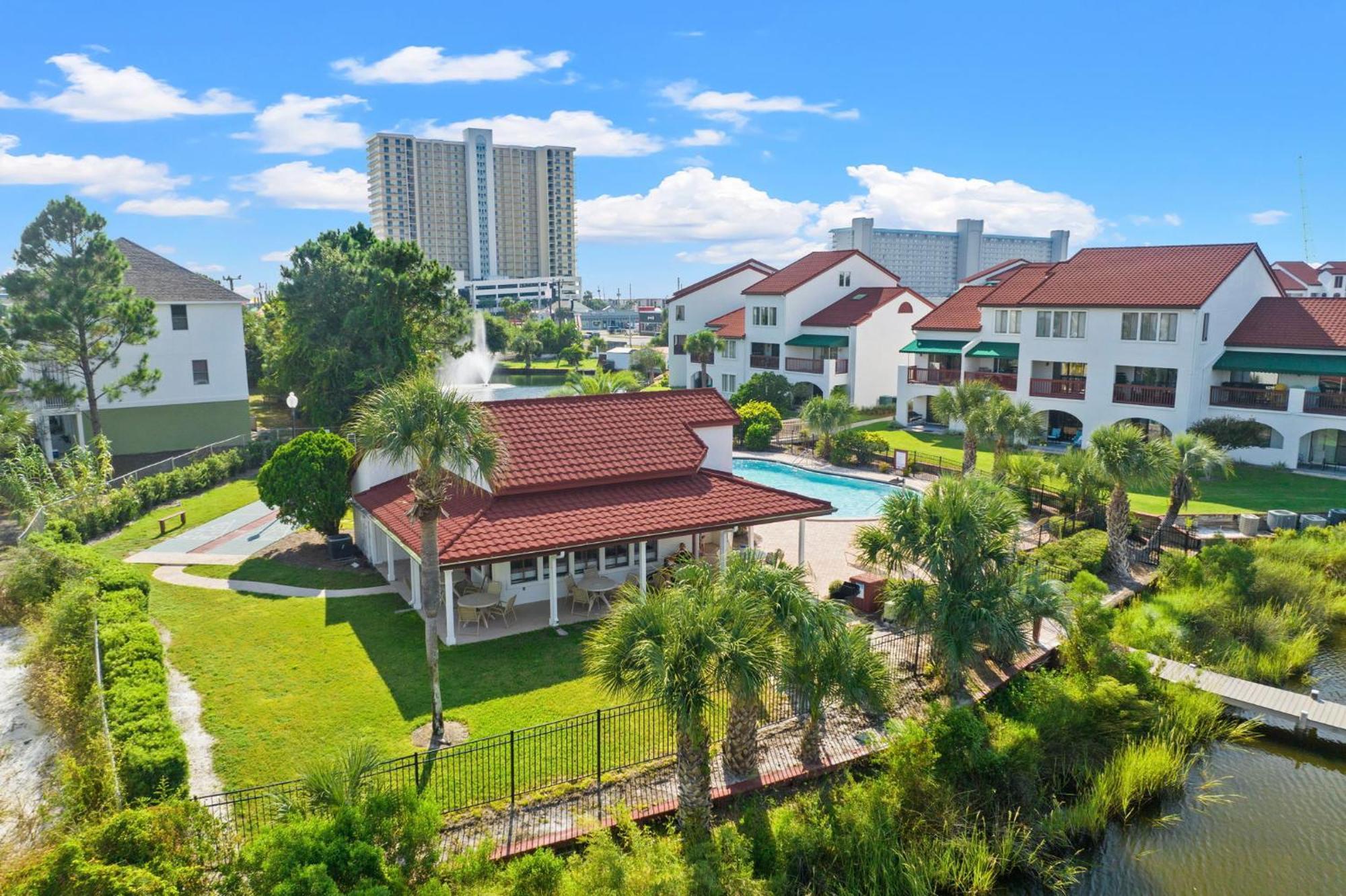 The At St Thomas Square 1305a Panama City Beach