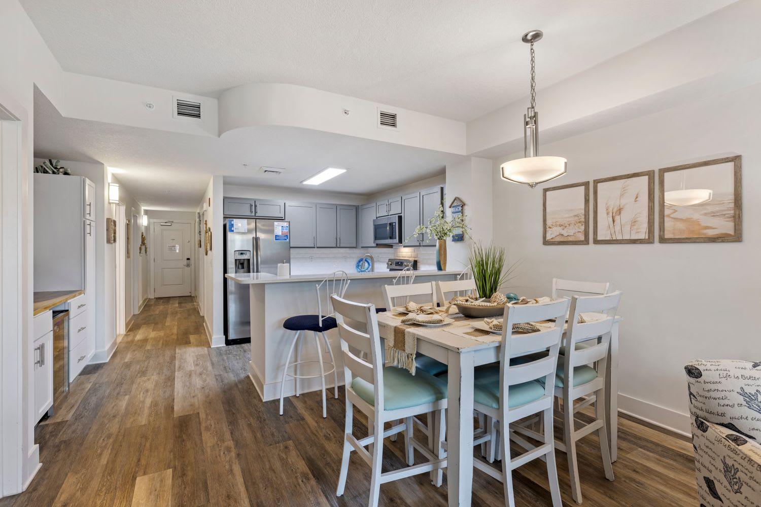 Calypso 3 New Relax Unwind Luxury Pcb Next To Pier Park 3 Bed 2 Bath Pool Hot Tub Tikki Bar Holiday home *