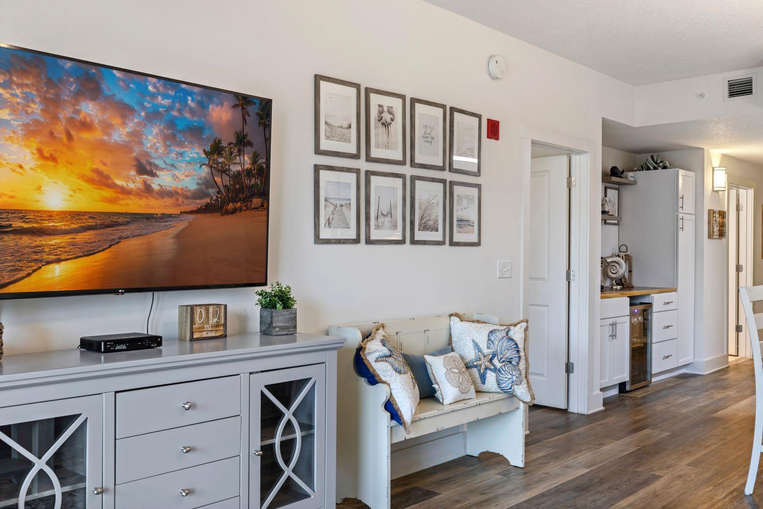 Calypso 3 New Relax Unwind Luxury Pcb Next To Pier Park 3 Bed 2 Bath Pool Hot Tub Tikki Bar Panama City Beach