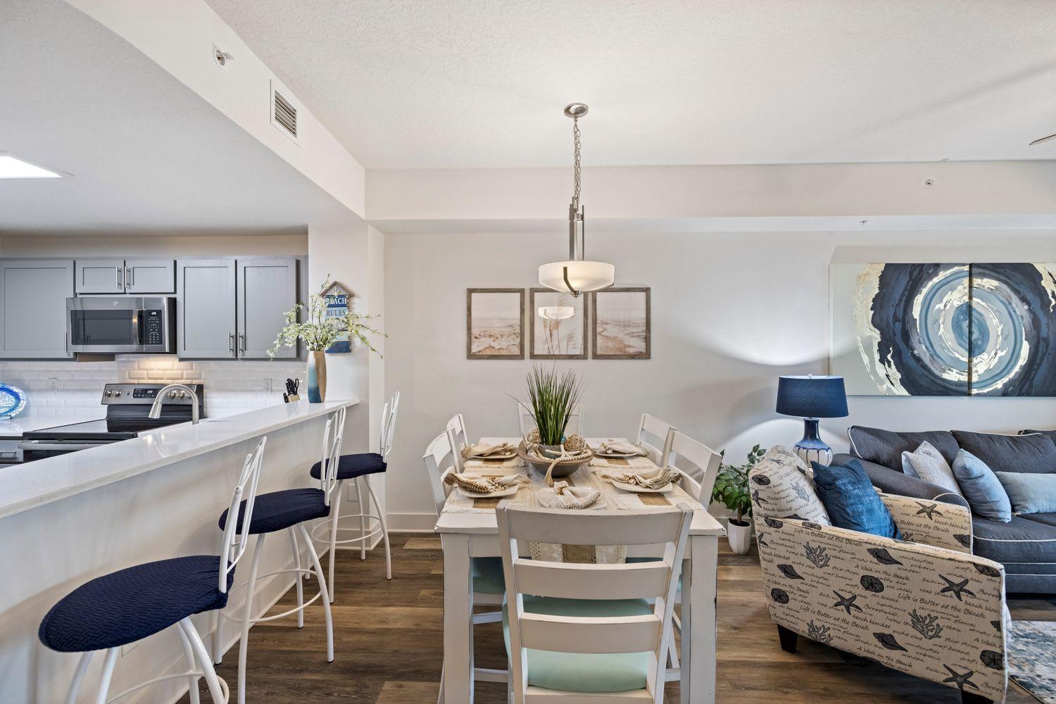 Calypso 3 New Relax Unwind Luxury Pcb Next To Pier Park 3 Bed 2 Bath Pool Hot Tub Tikki Bar Holiday home Panama City Beach