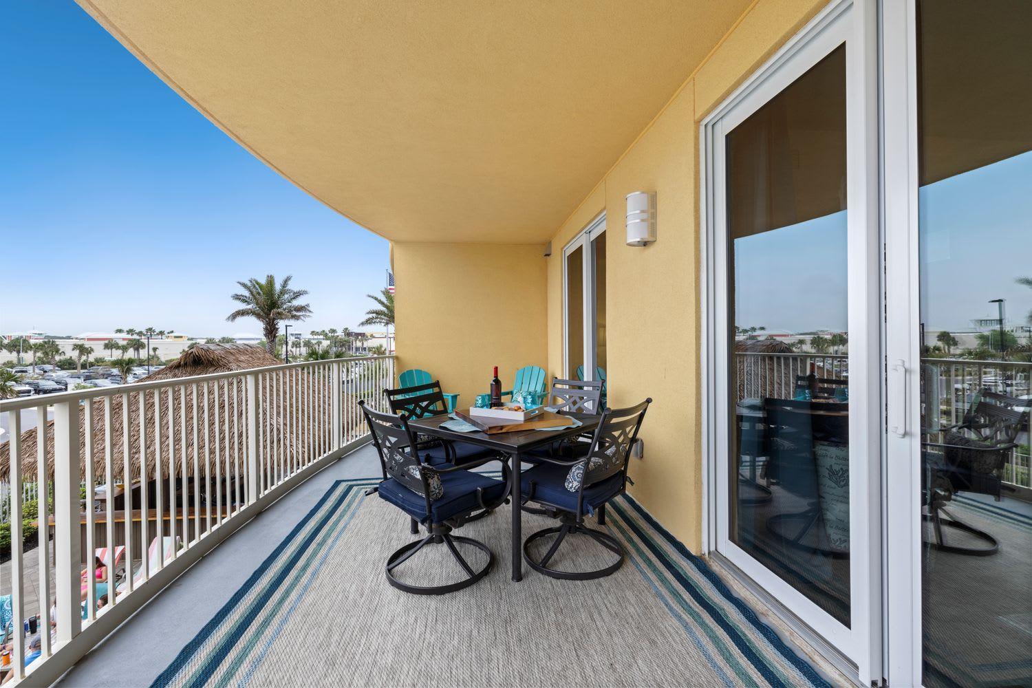 Calypso 3 New Relax Unwind Luxury Pcb Next To Pier Park 3 Bed 2 Bath Pool Hot Tub Tikki Bar Holiday home *