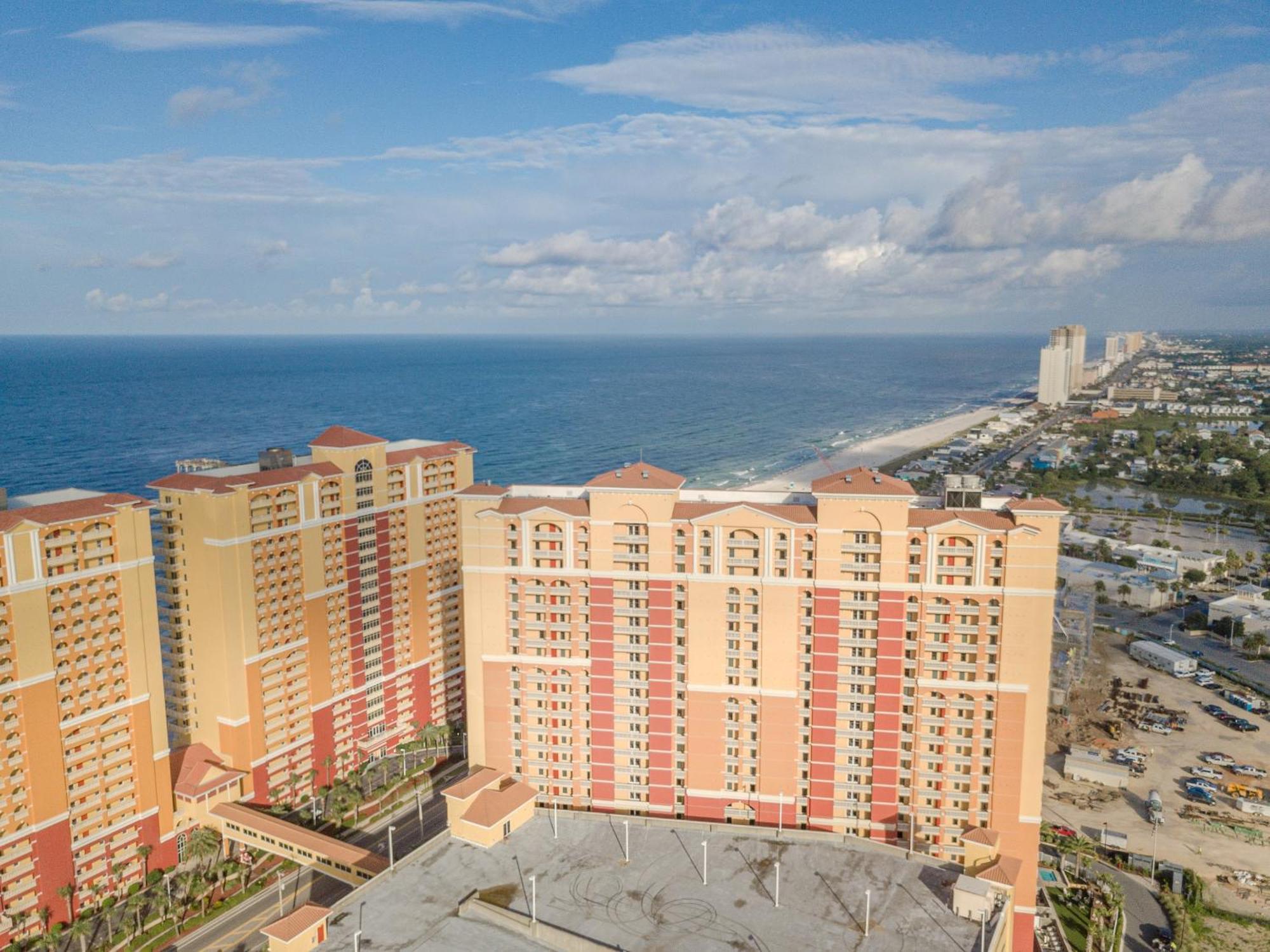 Calypso 3 New Relax Unwind Luxury Pcb Next To Pier Park 3 Bed 2 Bath Pool Hot Tub Tikki Bar Panama City Beach