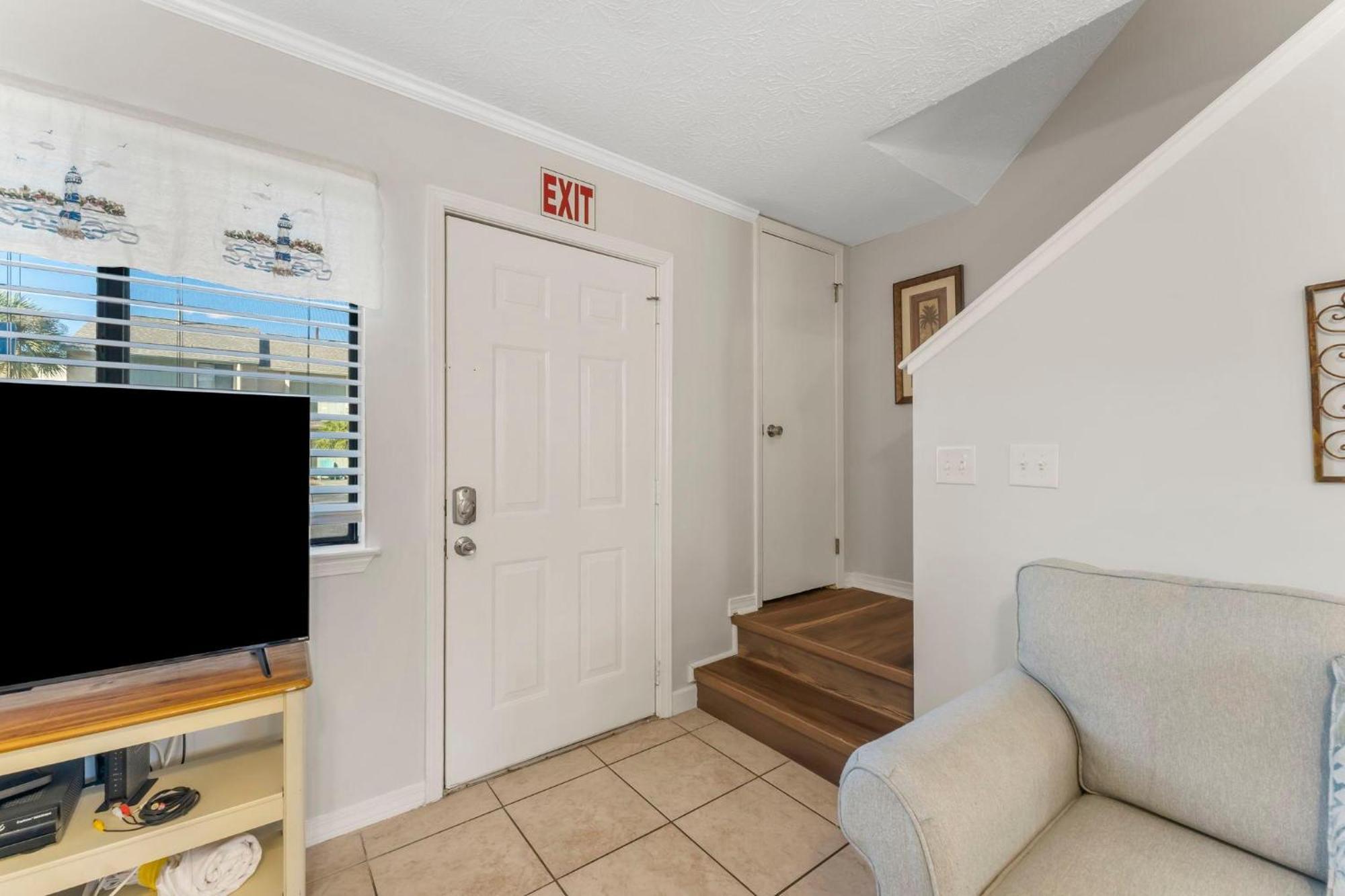 107 Tonya Lane Panama City Beach