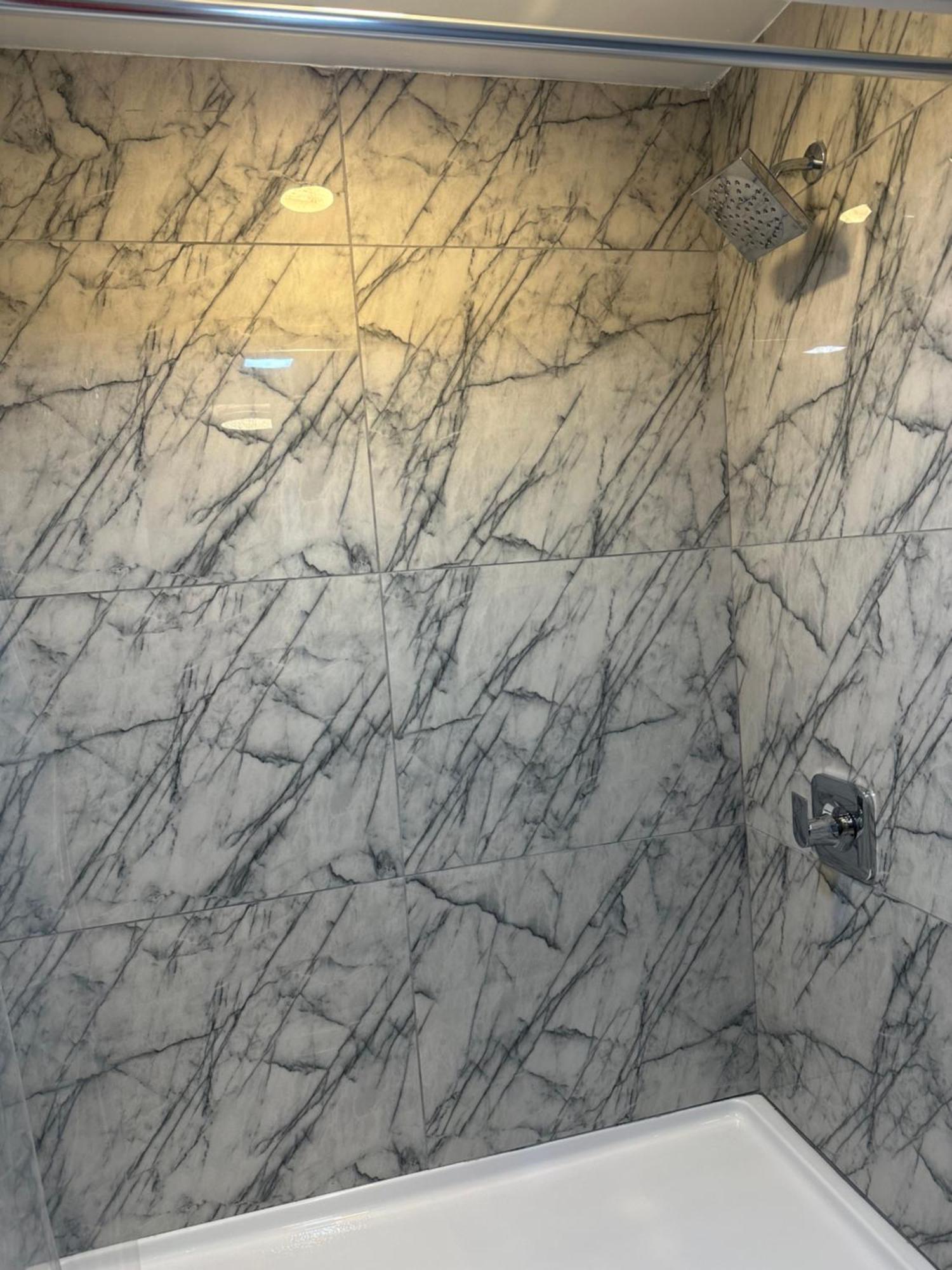 Apartment At Fontainebleau Terrace *