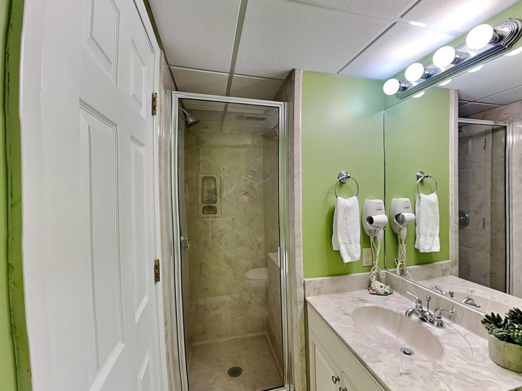 Edgewater 1702