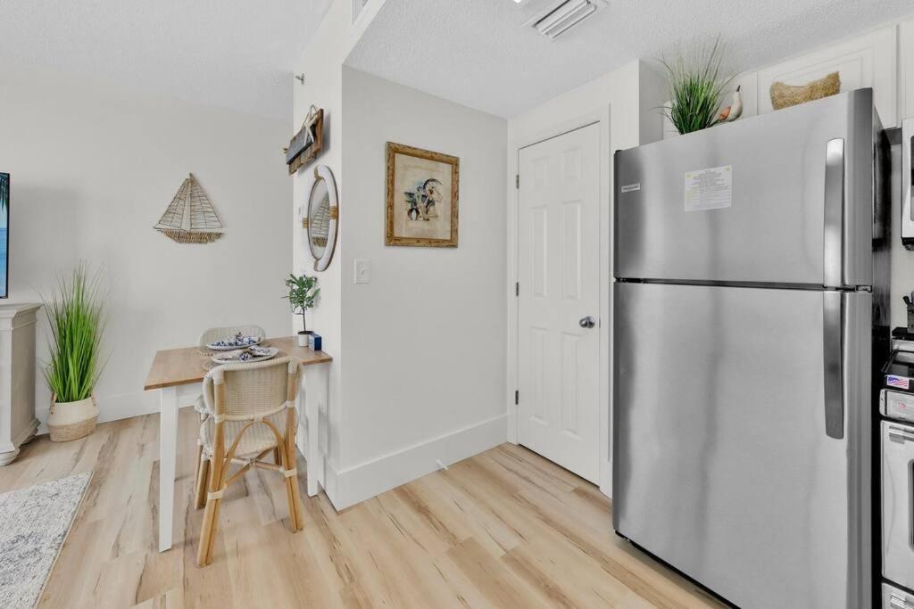 Apartment Beachfront #509 At Majestic *
