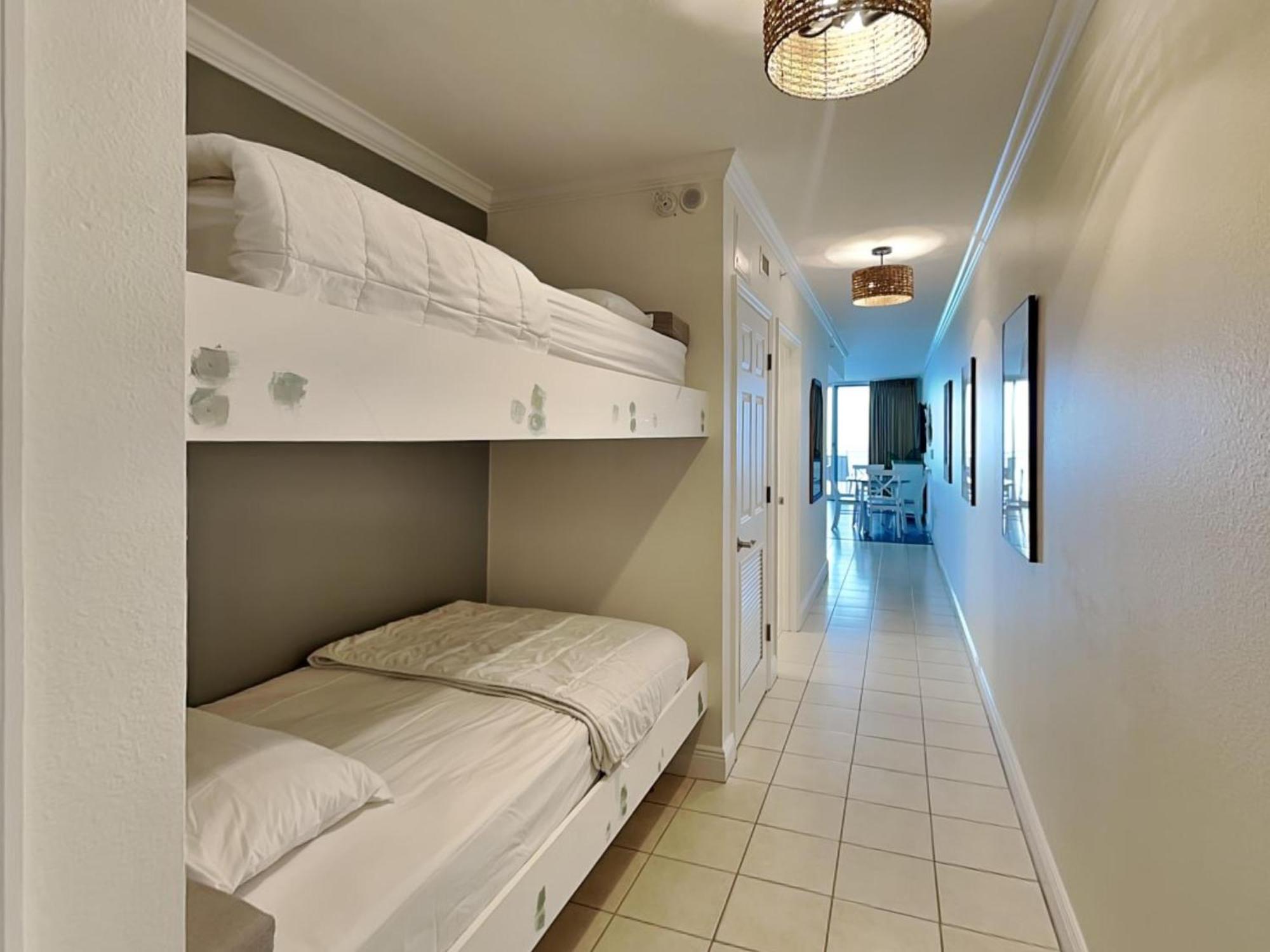 Apartment Emerald 1934