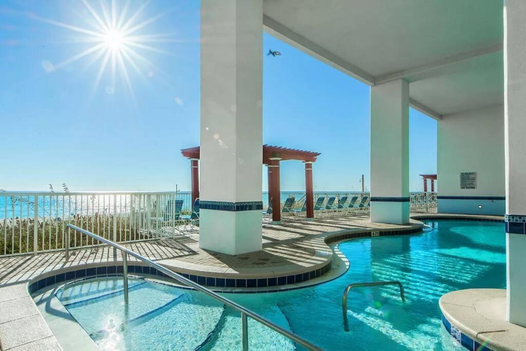 Beachfront-majestic 1513