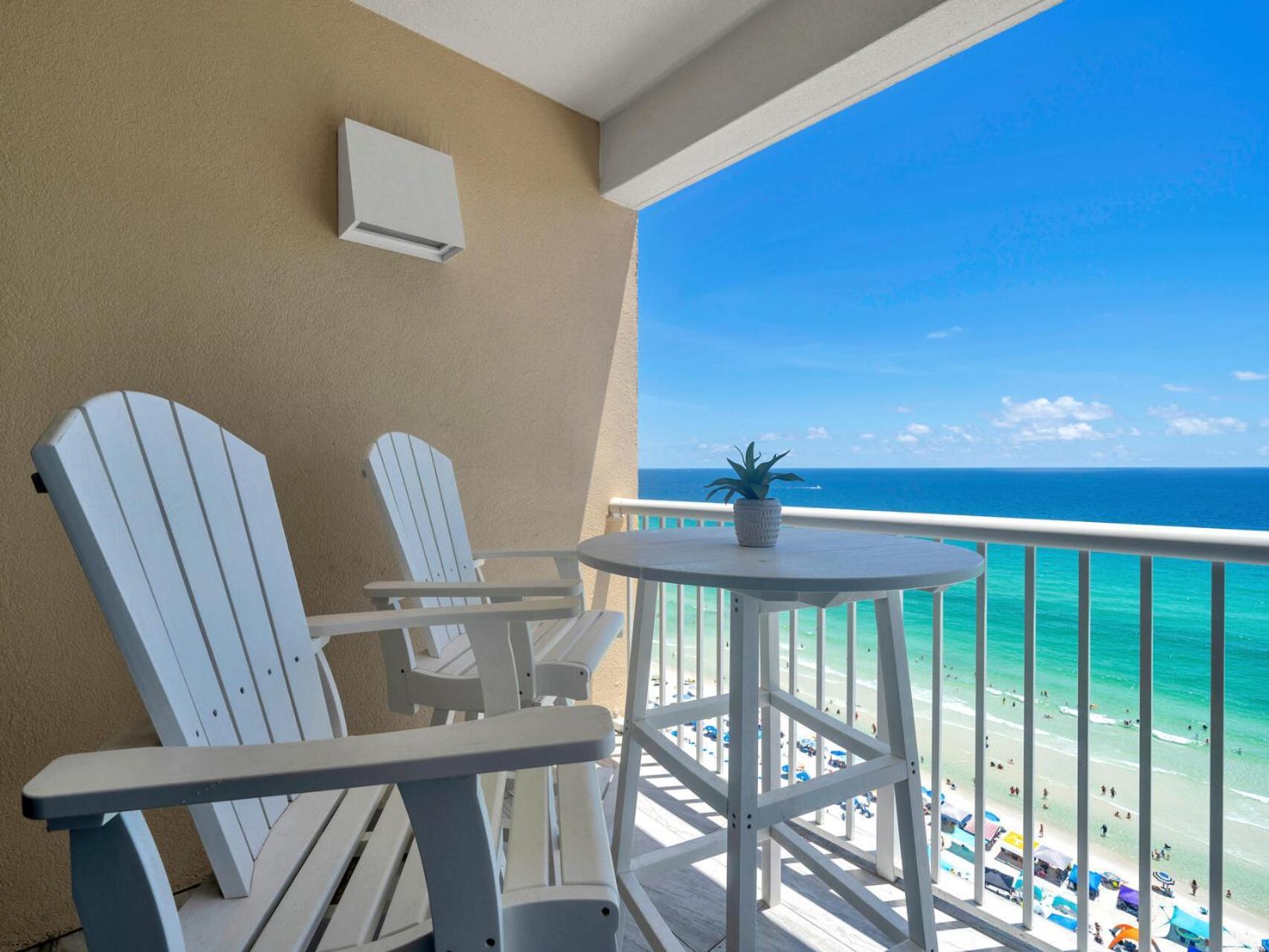 Beachfront-majestic 1513 Apartment *