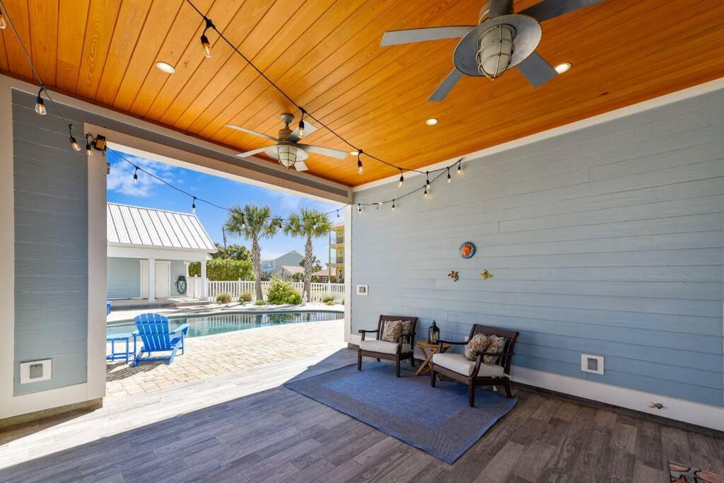Holiday home Serenade By The Sea