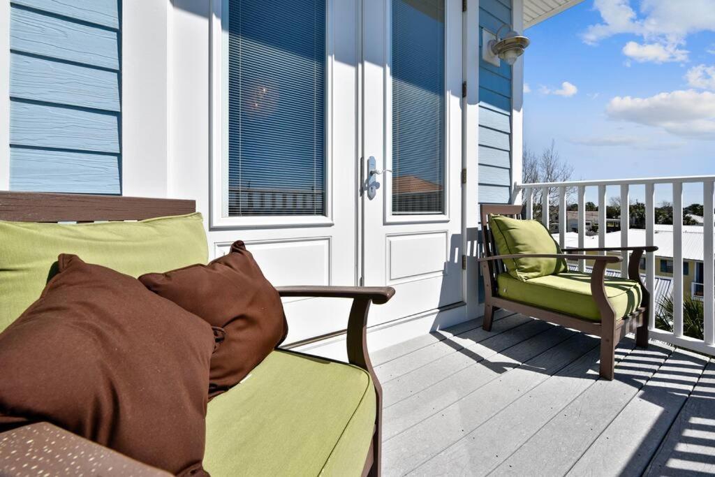 Serenade By The Sea Holiday home