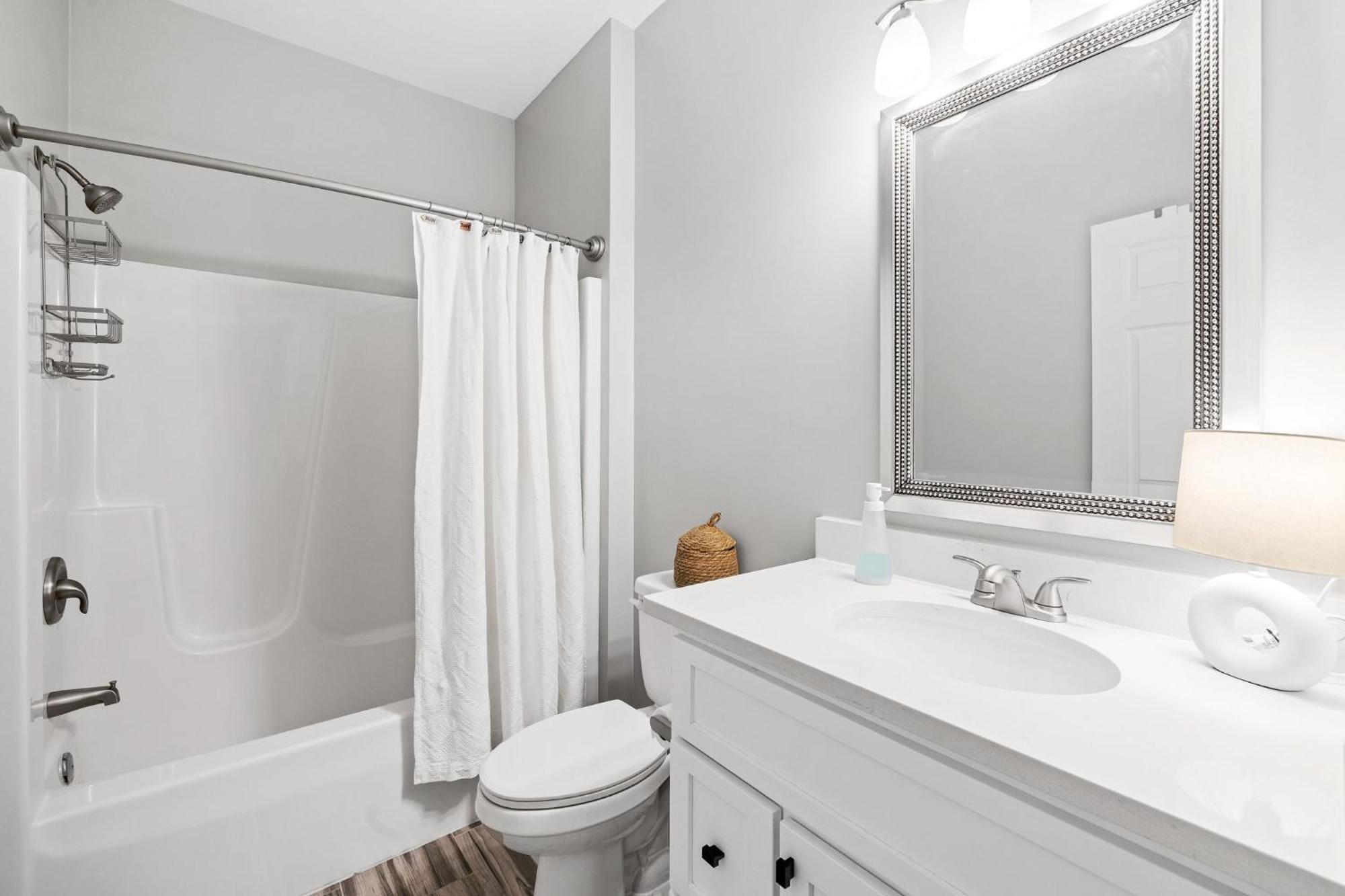 Flop30 Laguna On Pcb Sleeps 6 Holiday home