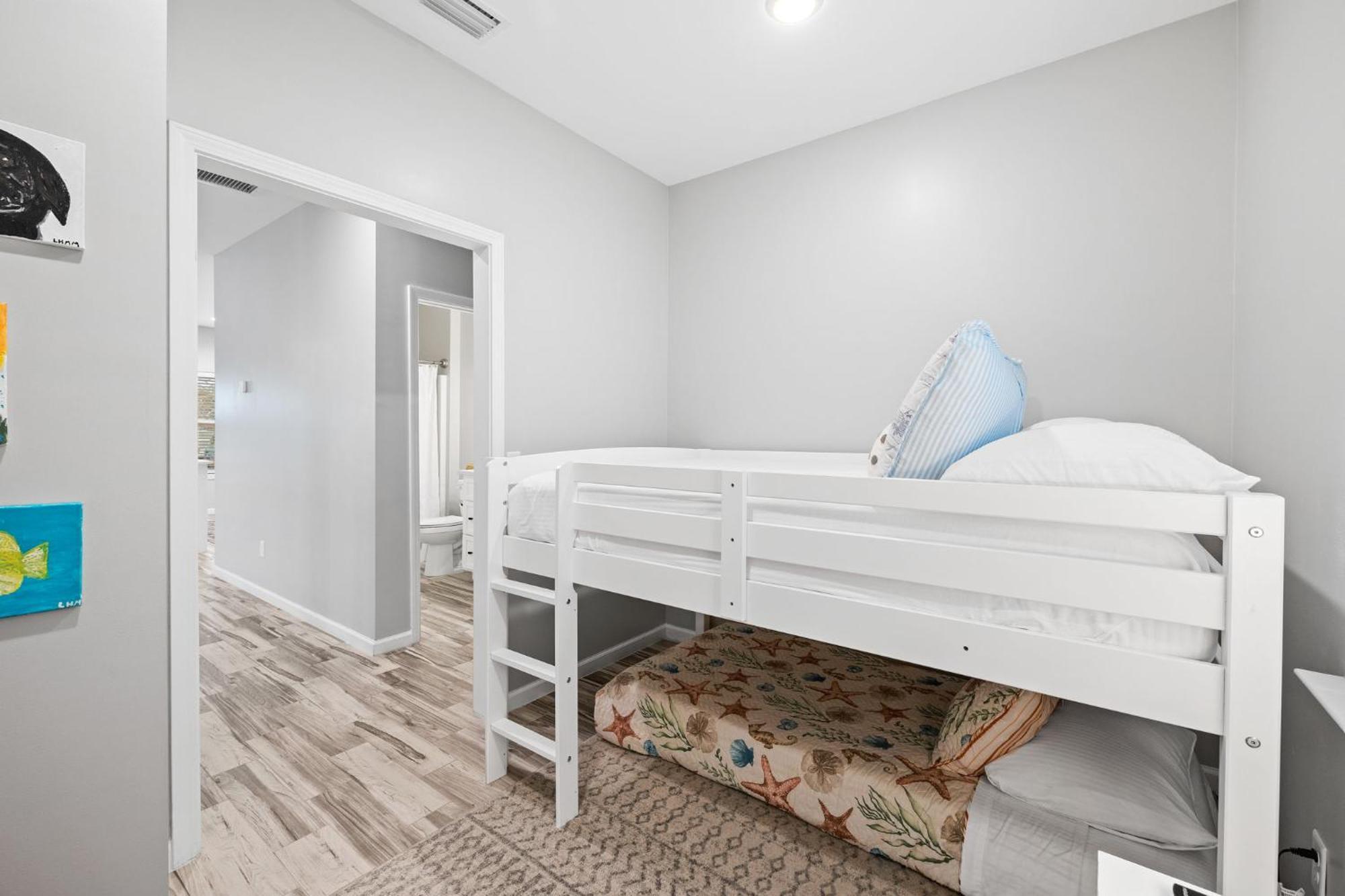 Flop30 Laguna On Pcb Sleeps 6 Holiday home *