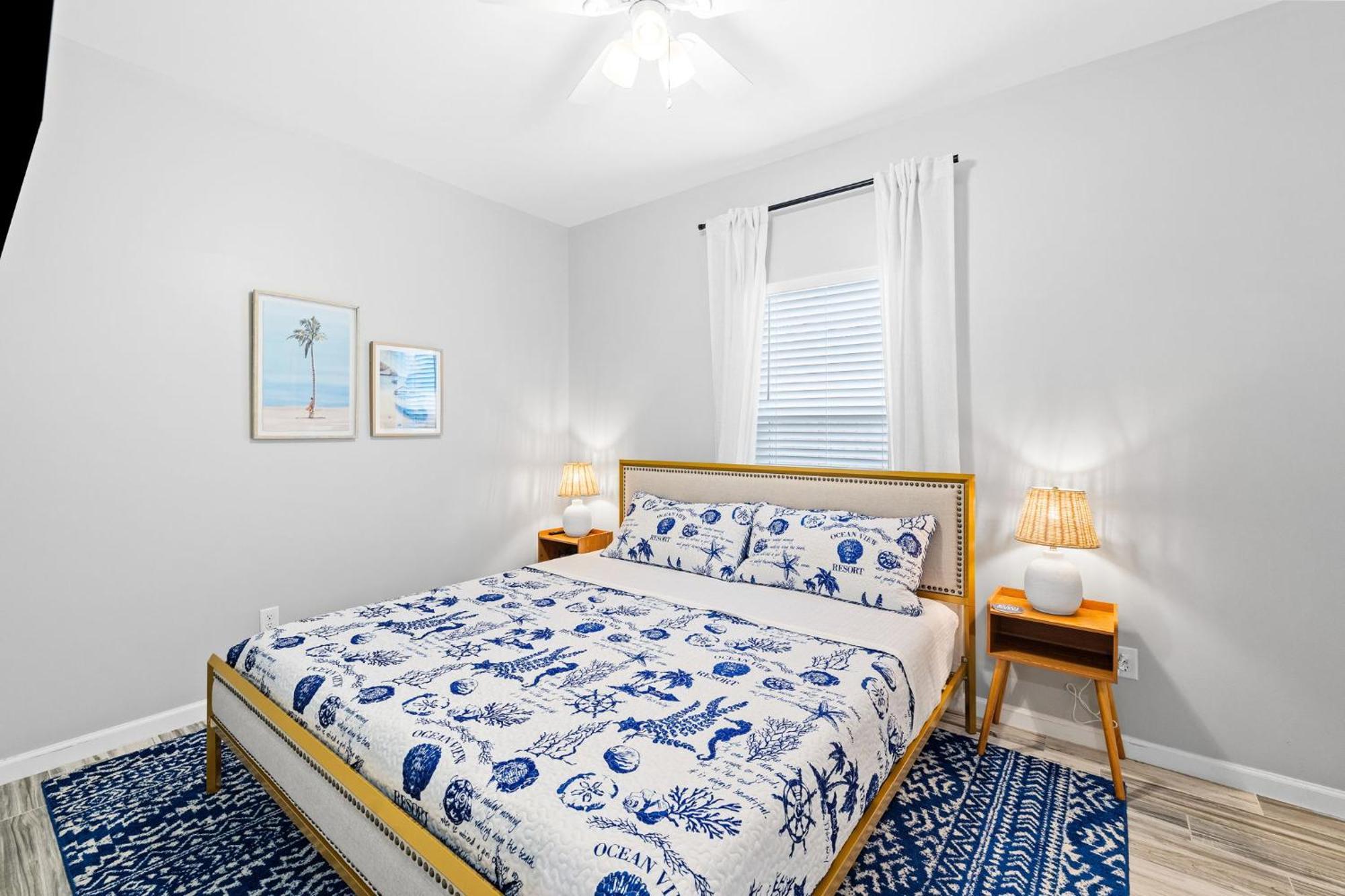 Flop30 Laguna On Pcb Sleeps 6