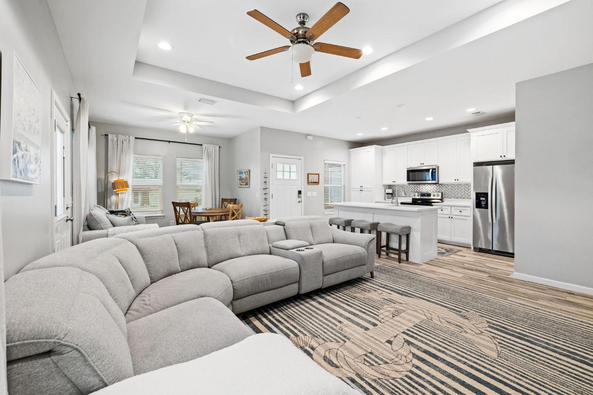 Flop30 Laguna On Pcb Sleeps 6 Holiday home