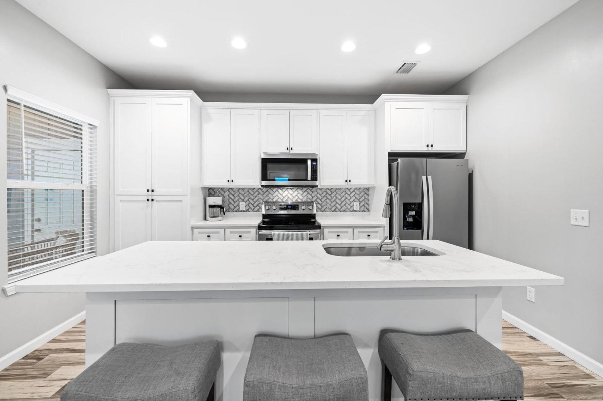 Flop30 Laguna On Pcb Sleeps 6