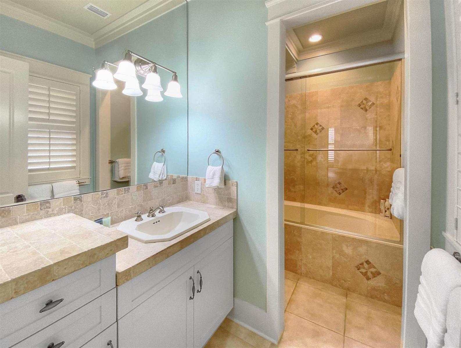 70 Pinecrest * Panama City Beach