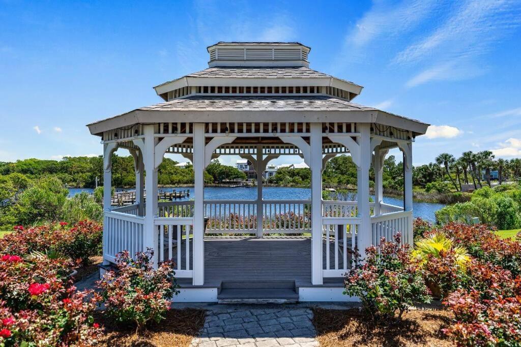 Holiday home Sea Escape 2 Bedroom Beachfront At Pinnacle Port