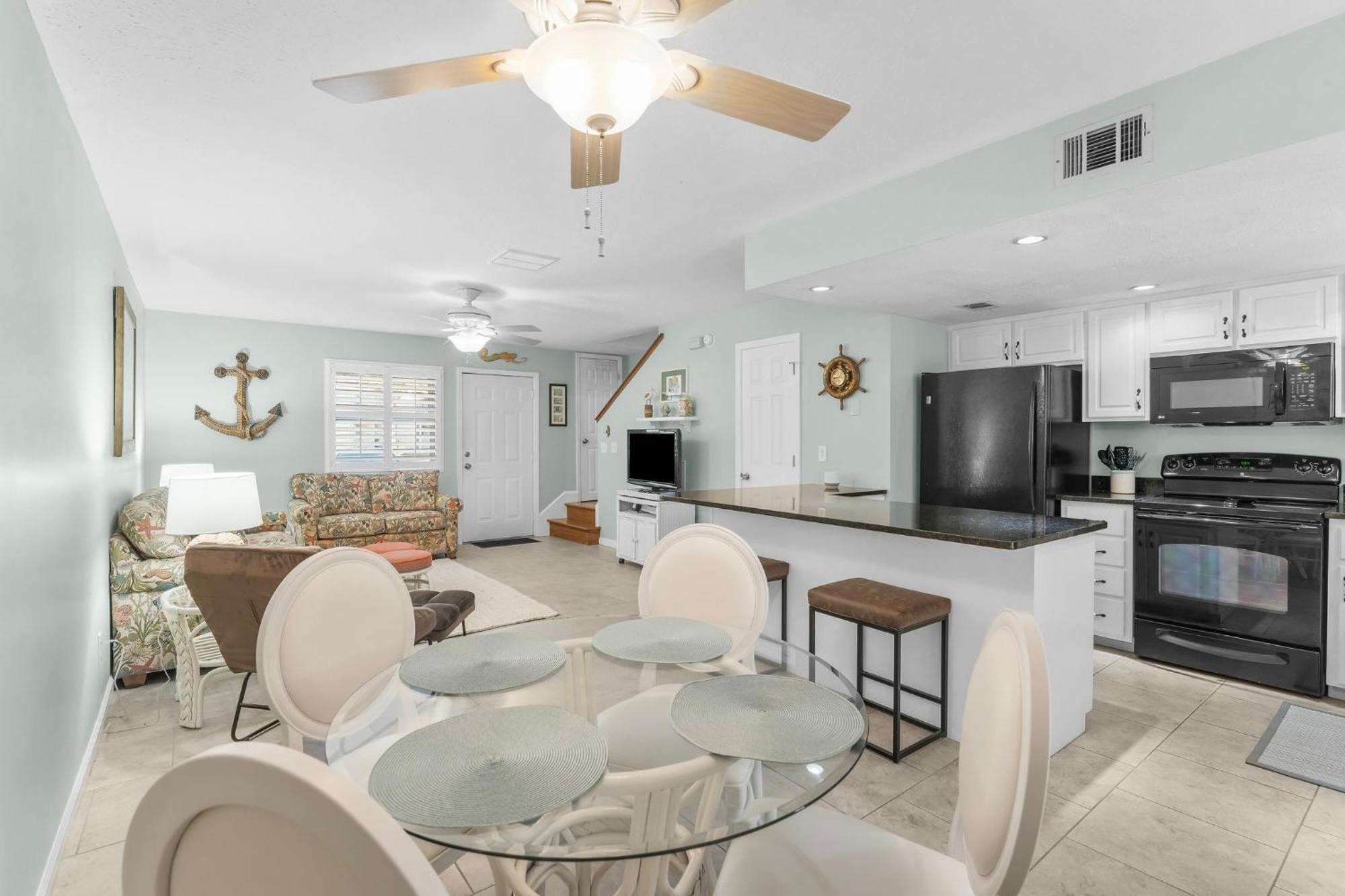 Apartment Gulf Highlands 222