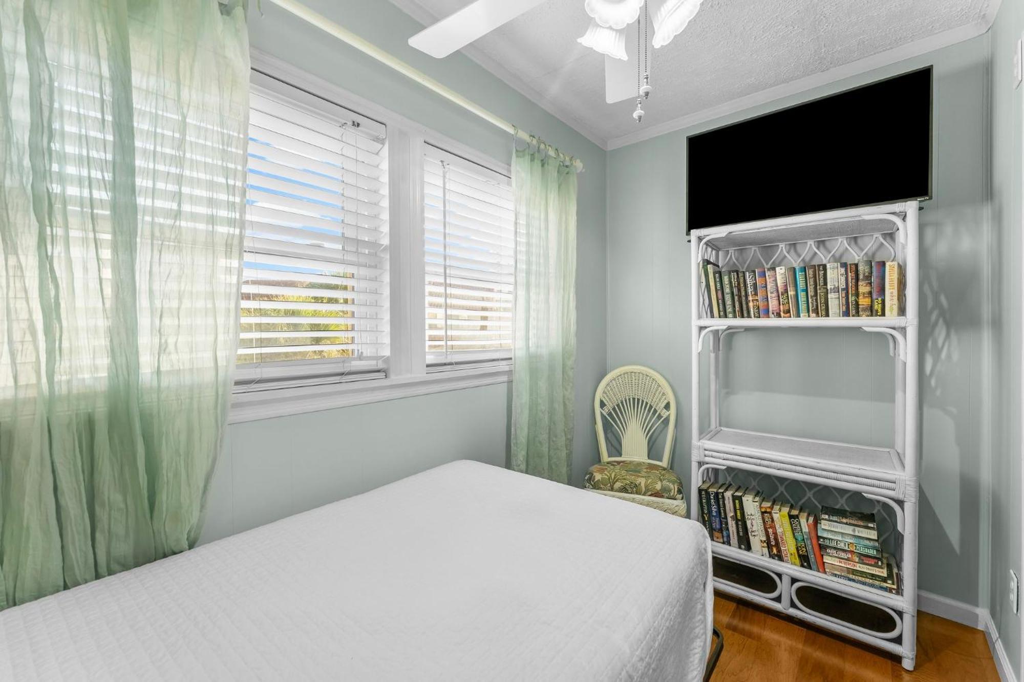 Apartment Gulf Highlands 222