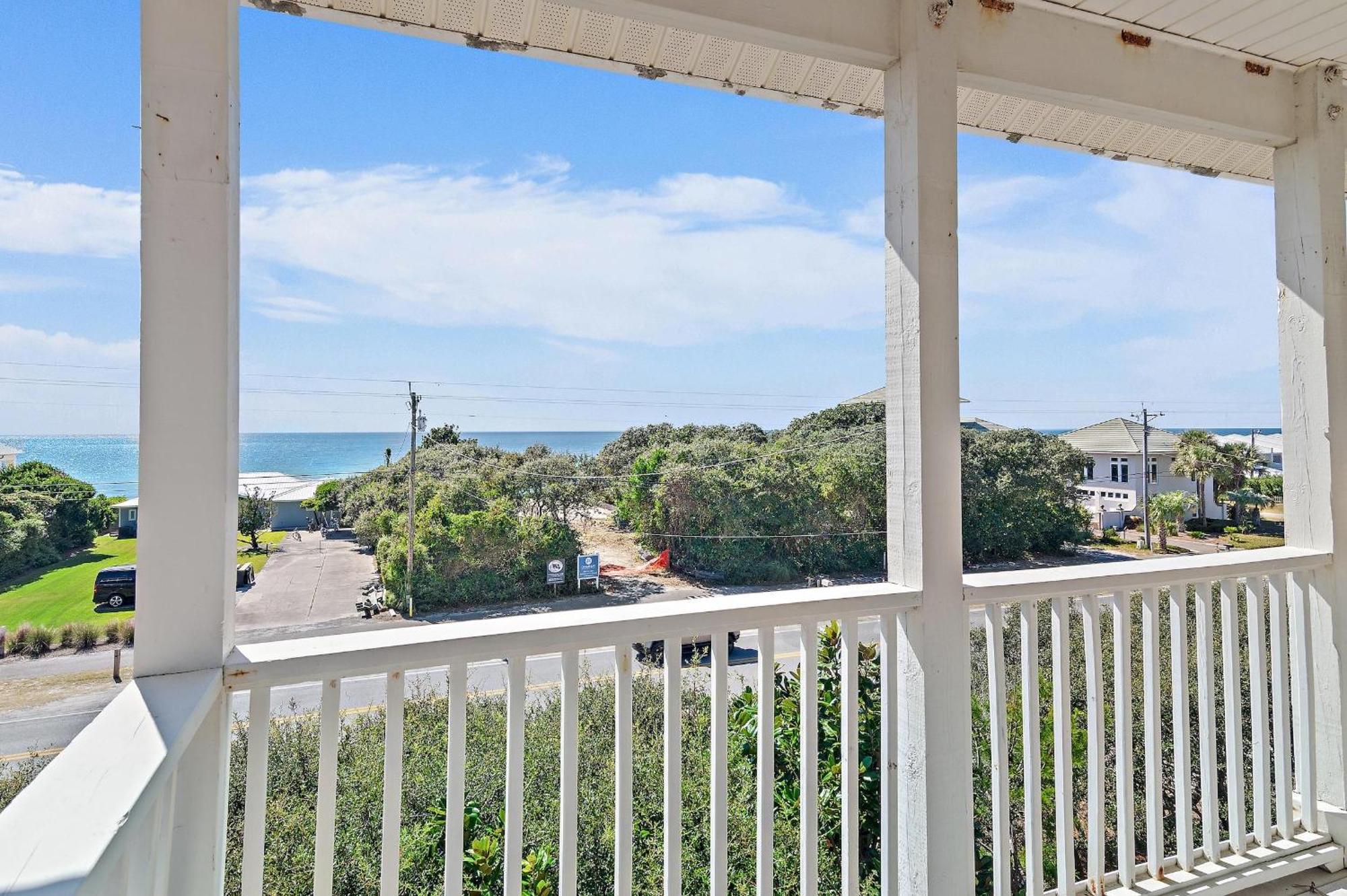 Seacrest West - Inconseavable Holiday home *