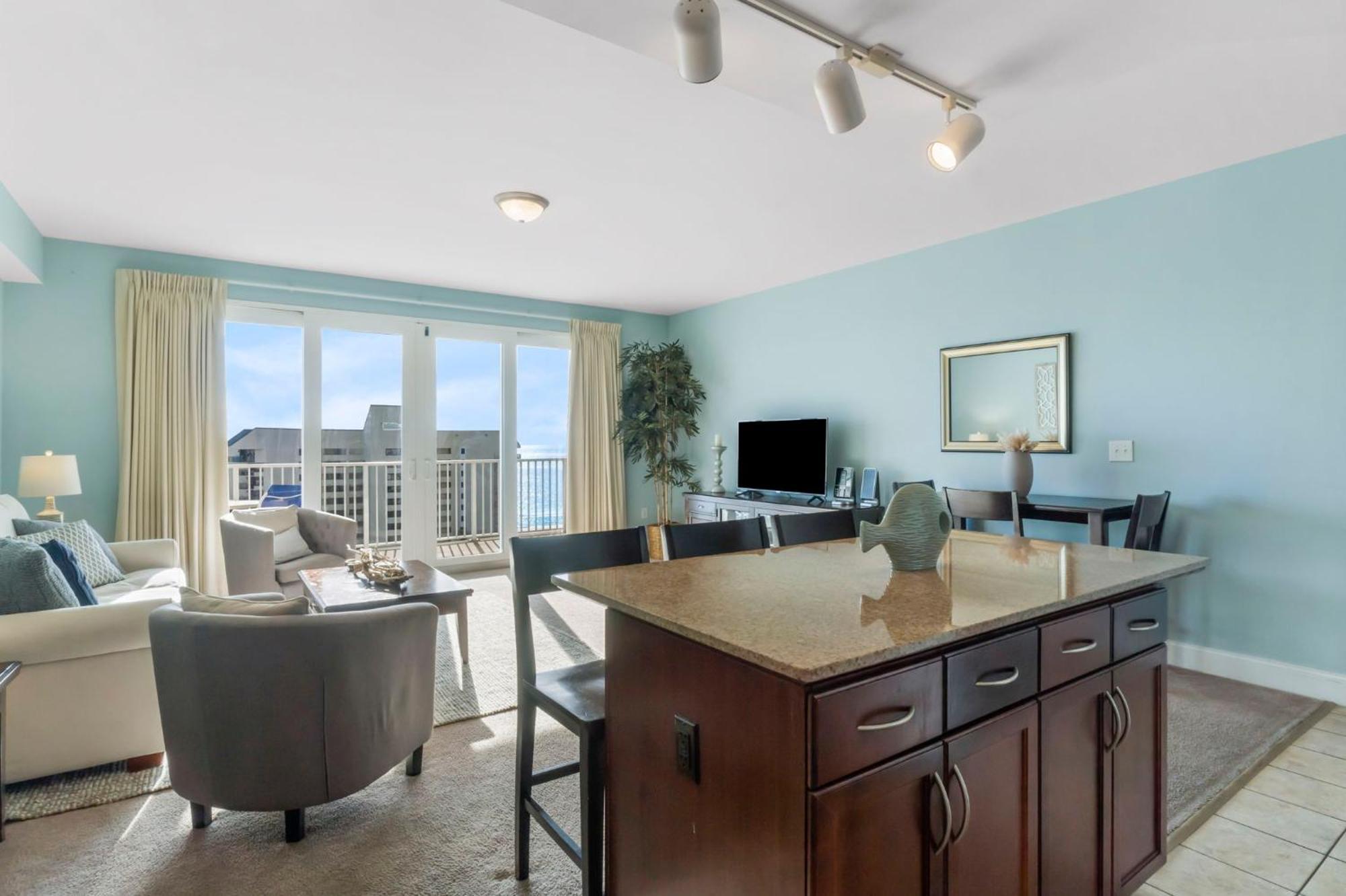 Laketown Wharf 1014 Apartment *